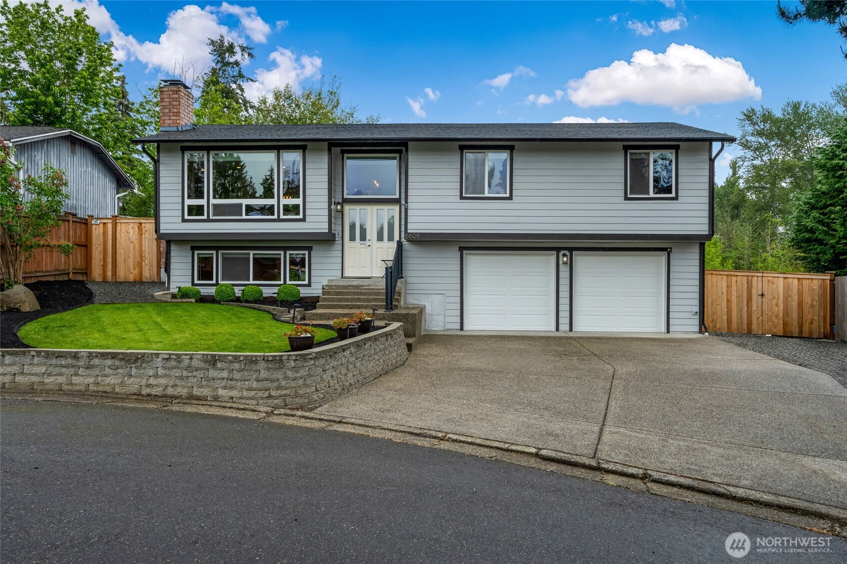 6608 56th Place Property Photo