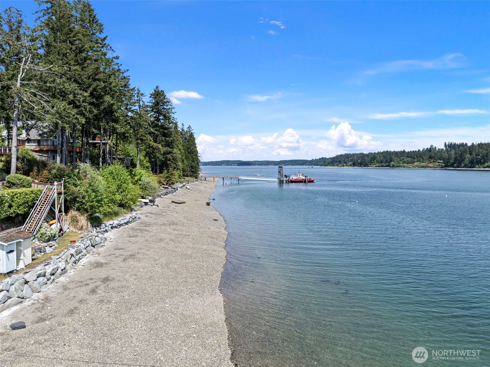 913 E Herron Boulevard Property Photo