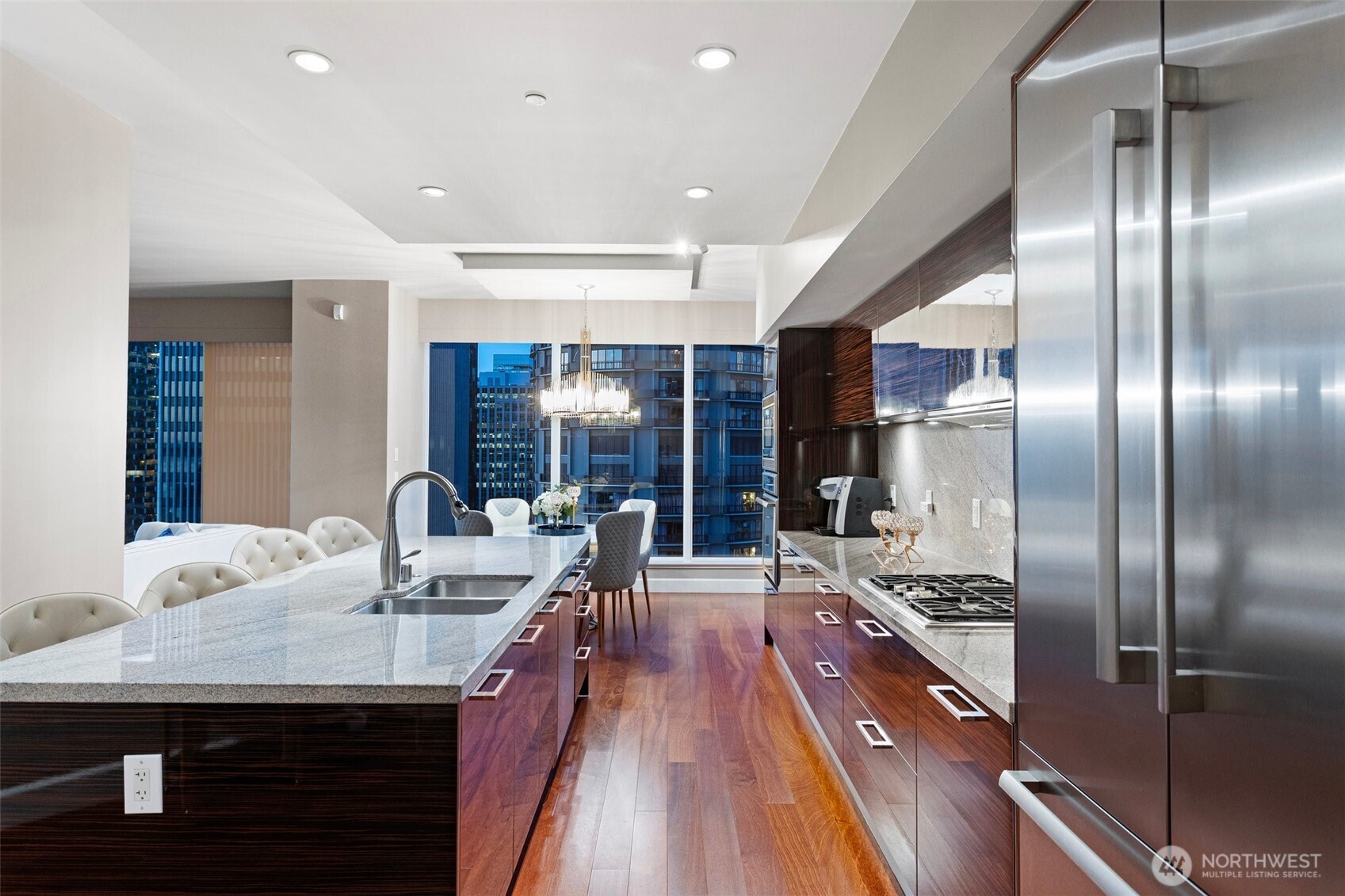 1920 4th Avenue 2308 Property Photo 2