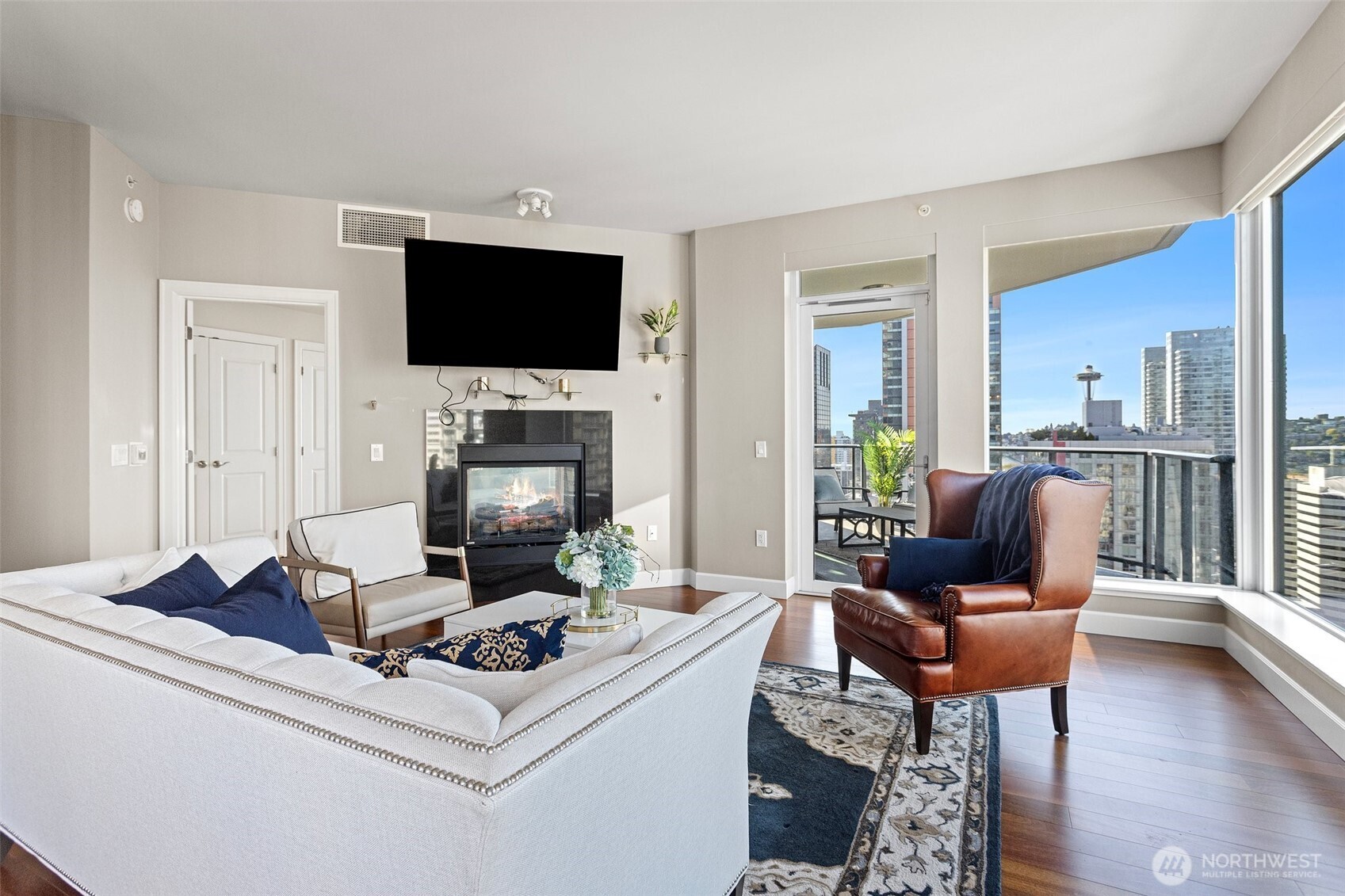 1920 4th Avenue 2308 Property Photo 8