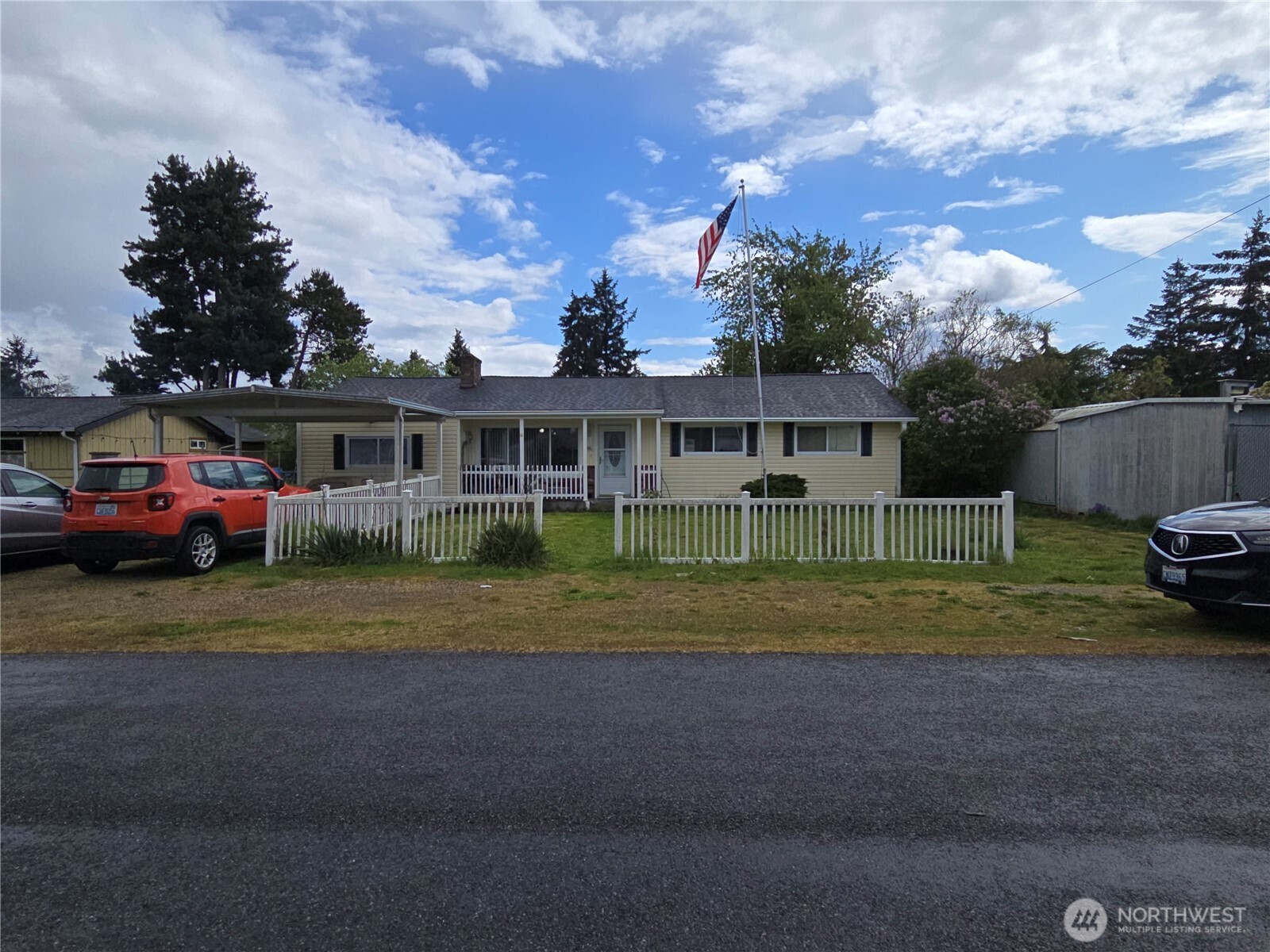 1316 119th Property Photo