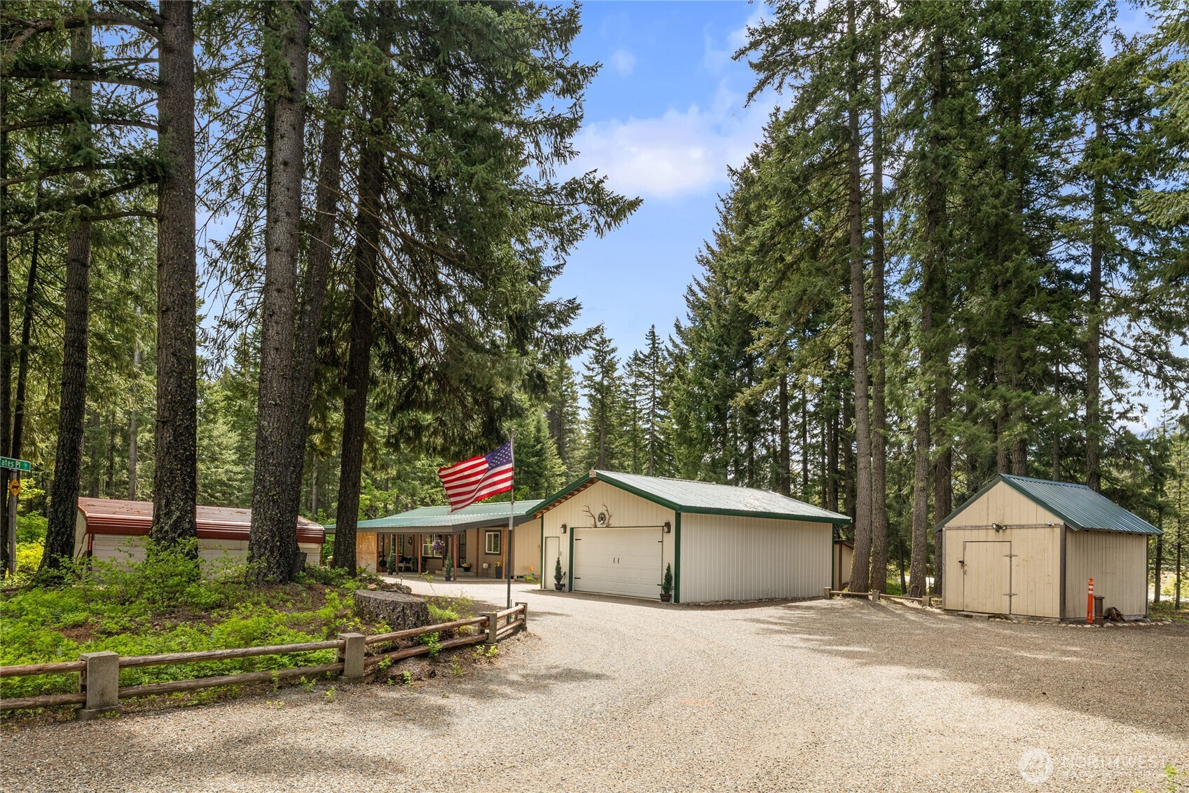 120 Silver Trail Road Property Photo 1