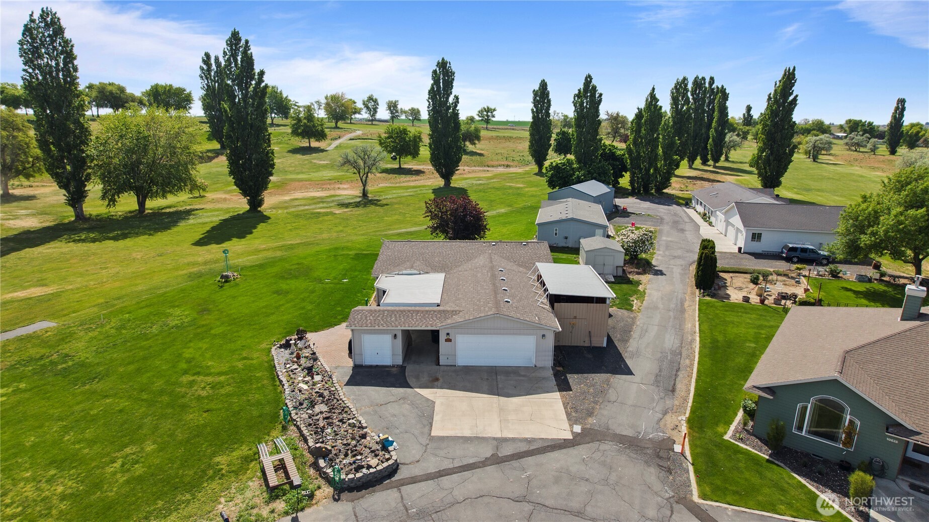 10615 Se Handicap Drive Property Photo