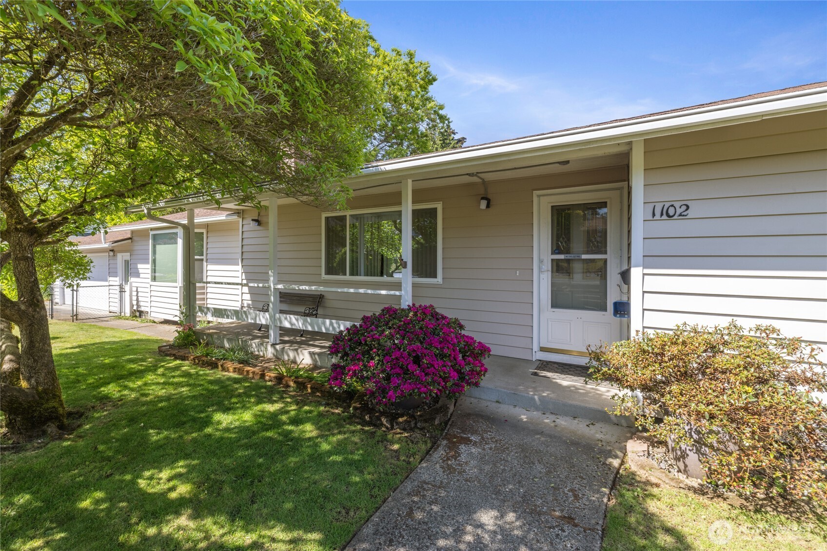 1102 S Villard Street Property Photo 1
