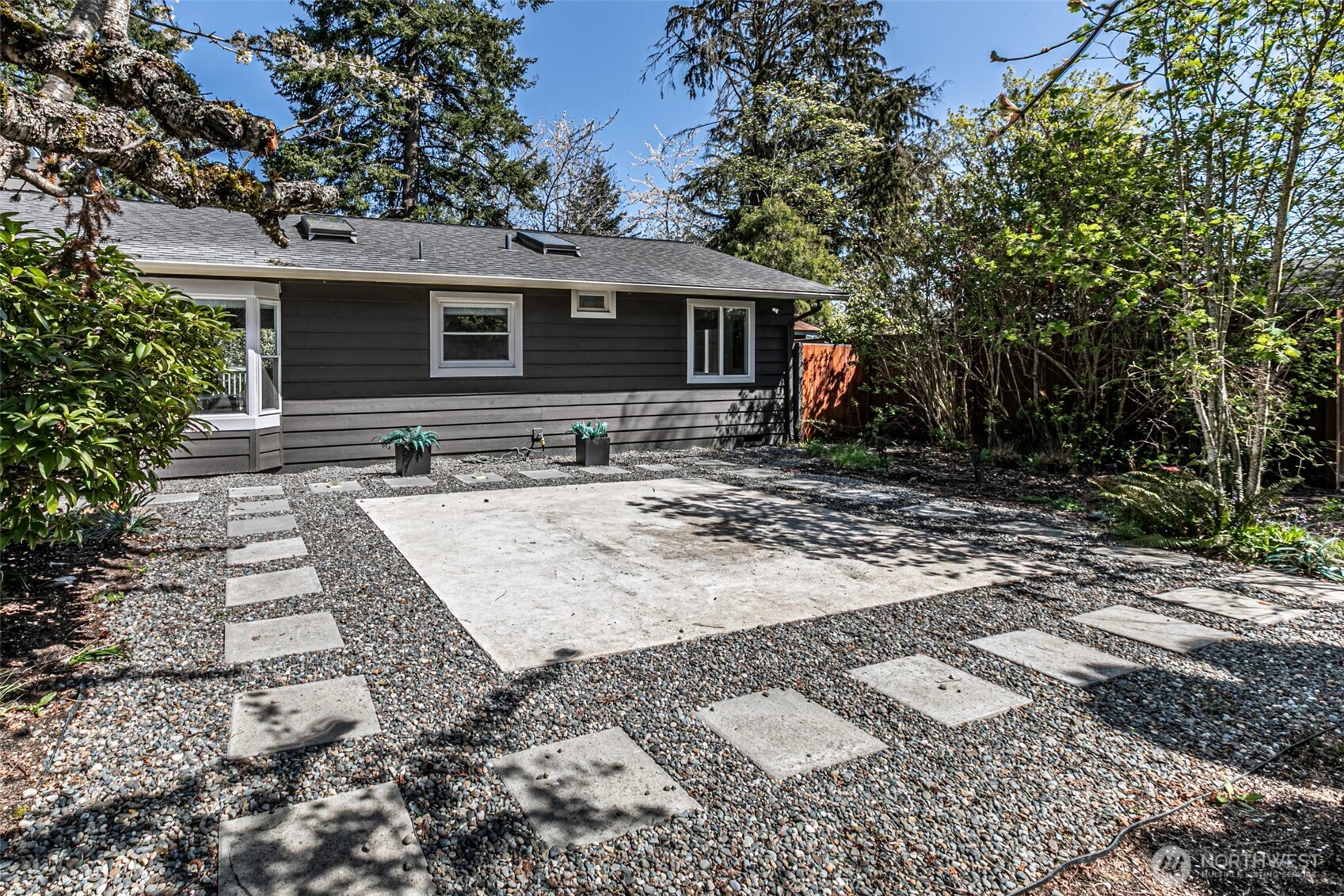 1700 Beacon Way Property Photo 1