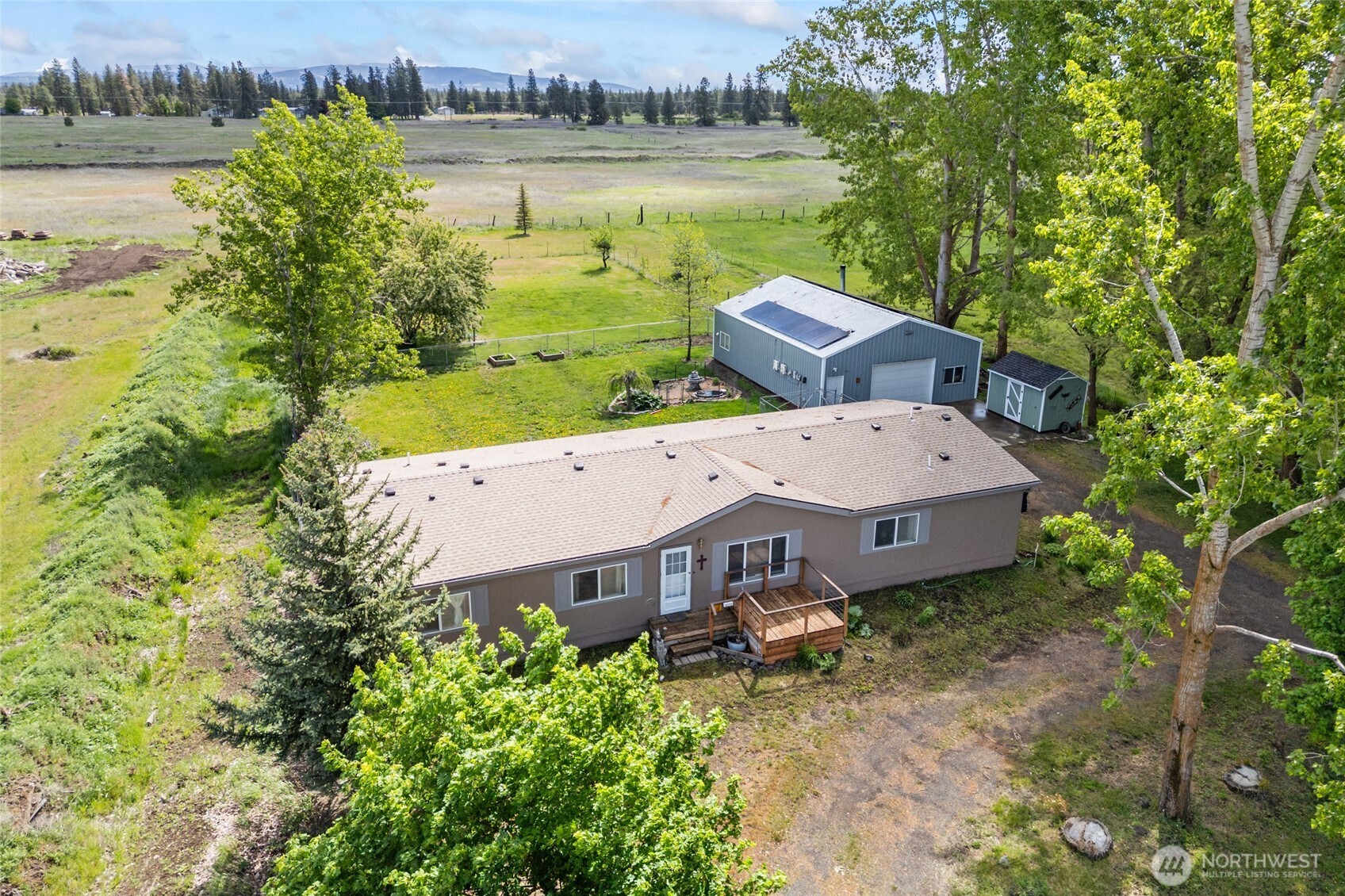 5211 S Aspen