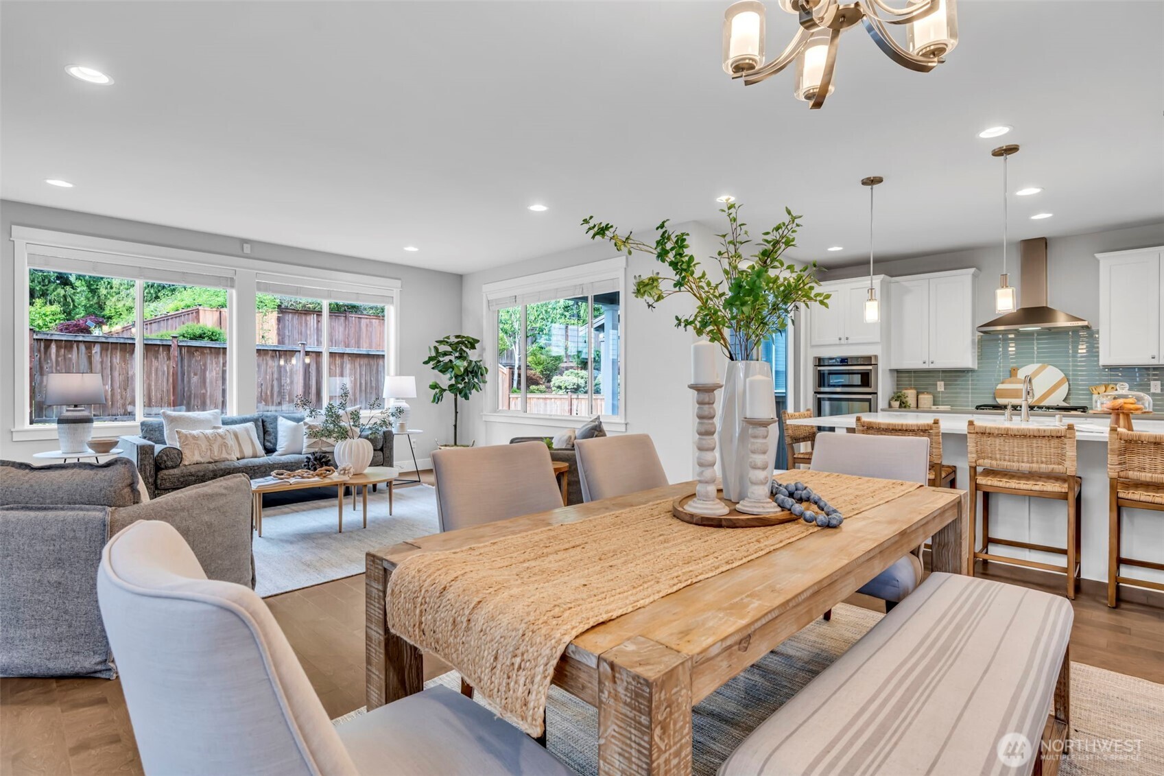 16533 White Mountain Road Property Photo