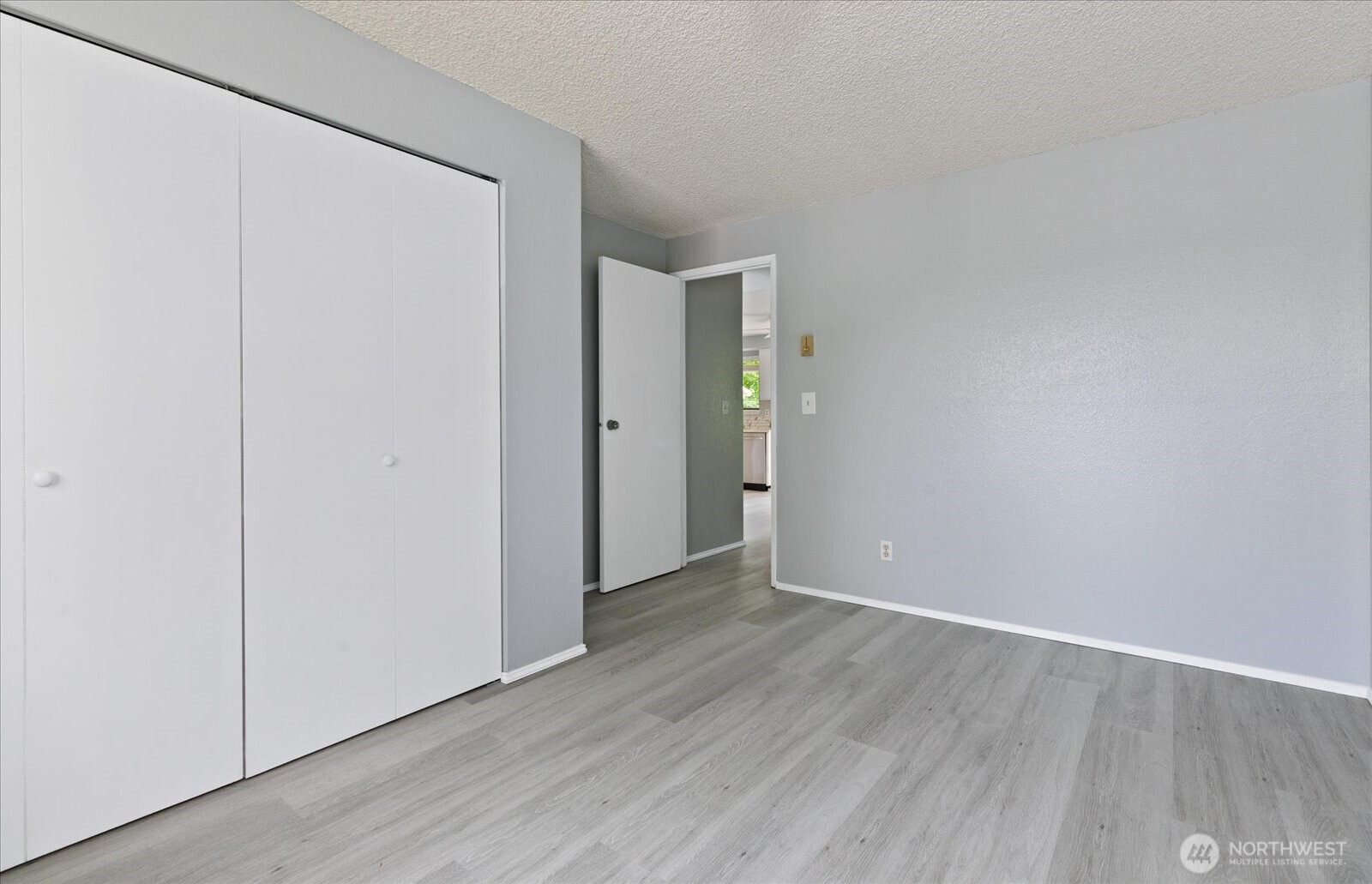 1201 Sw Harrier Circle 202 Property Photo 16
