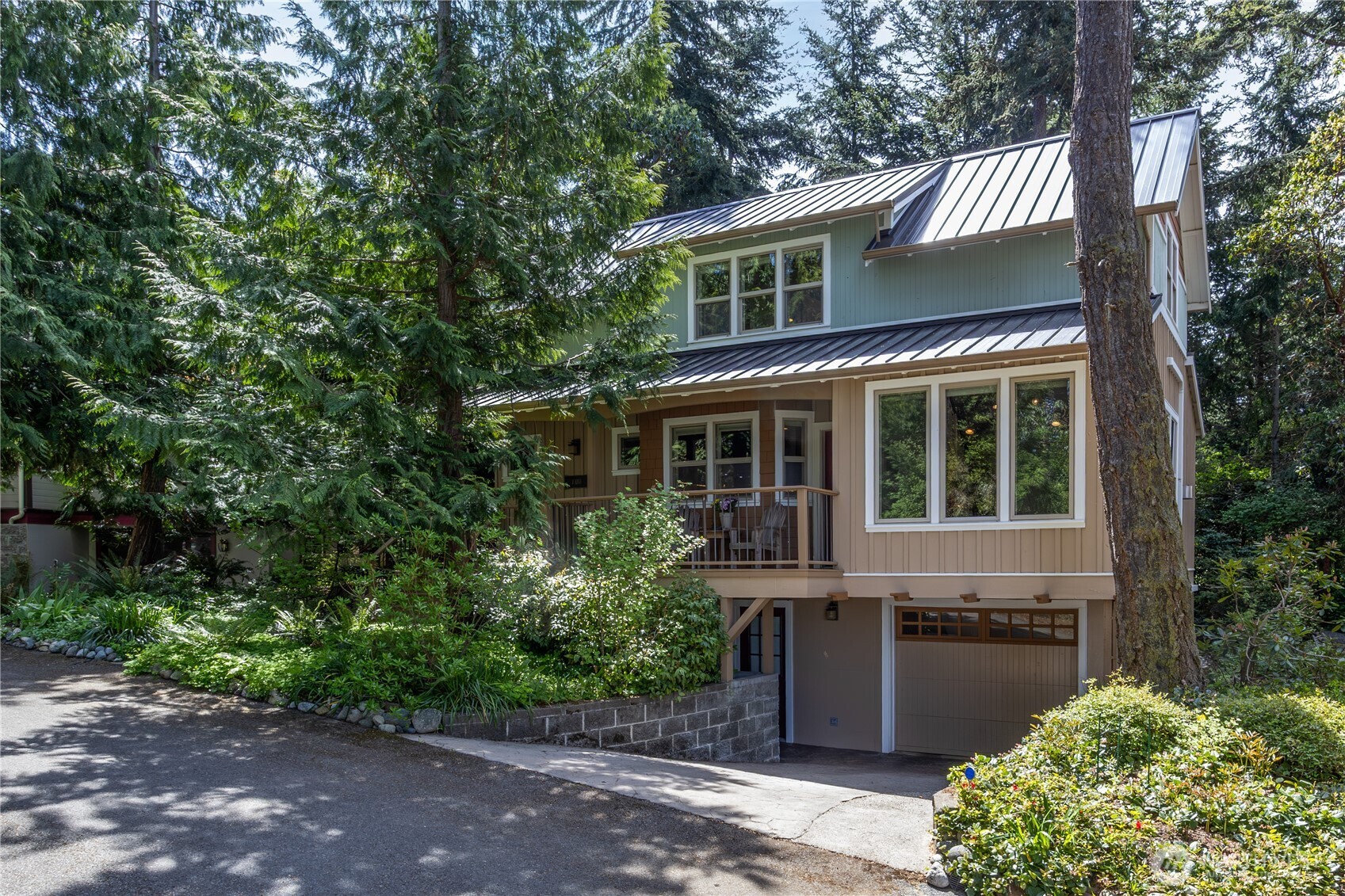 1503 Z Street Property Photo