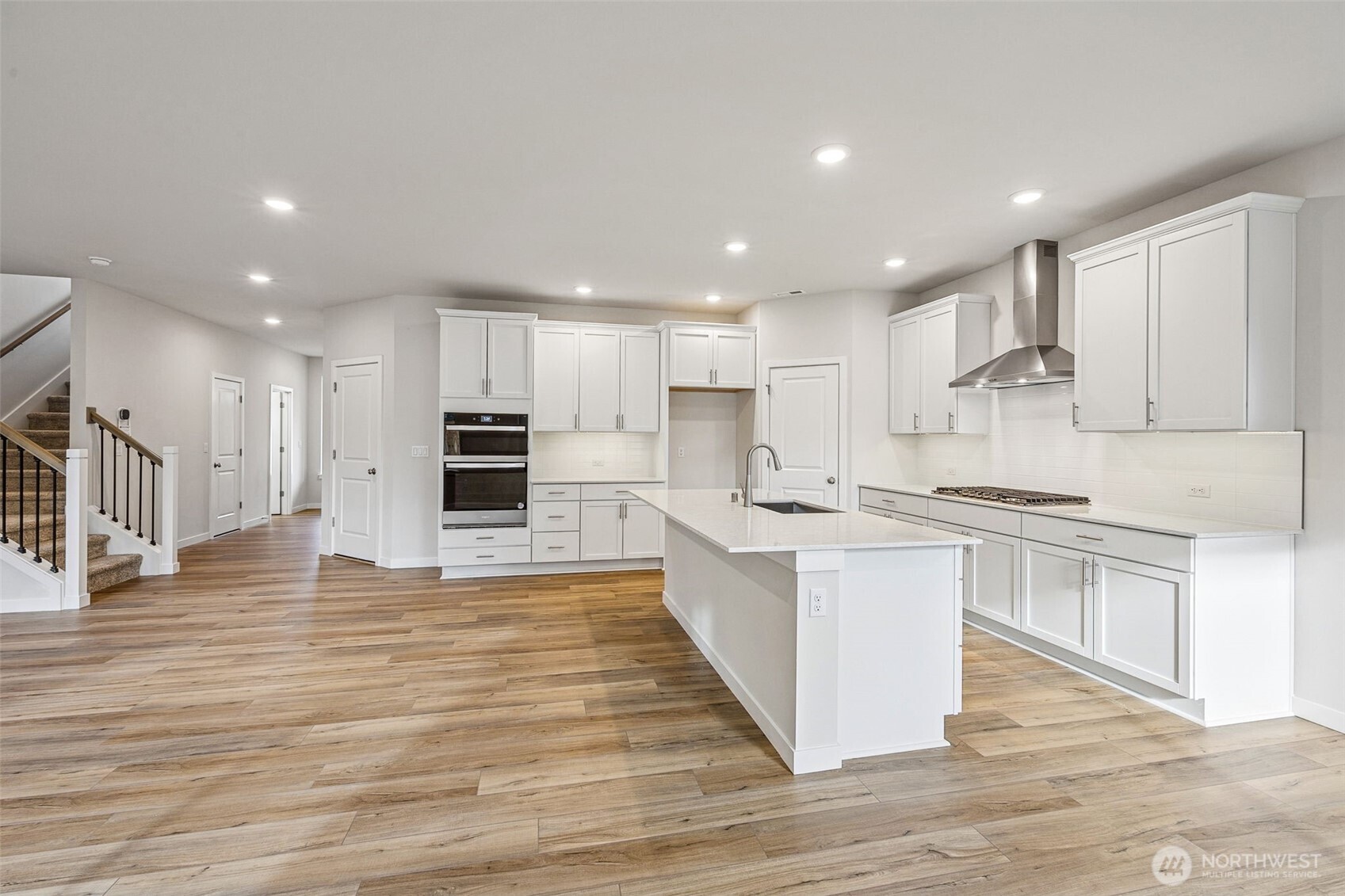 17602 Ne Midnight Sun Loop Property Photo 25
