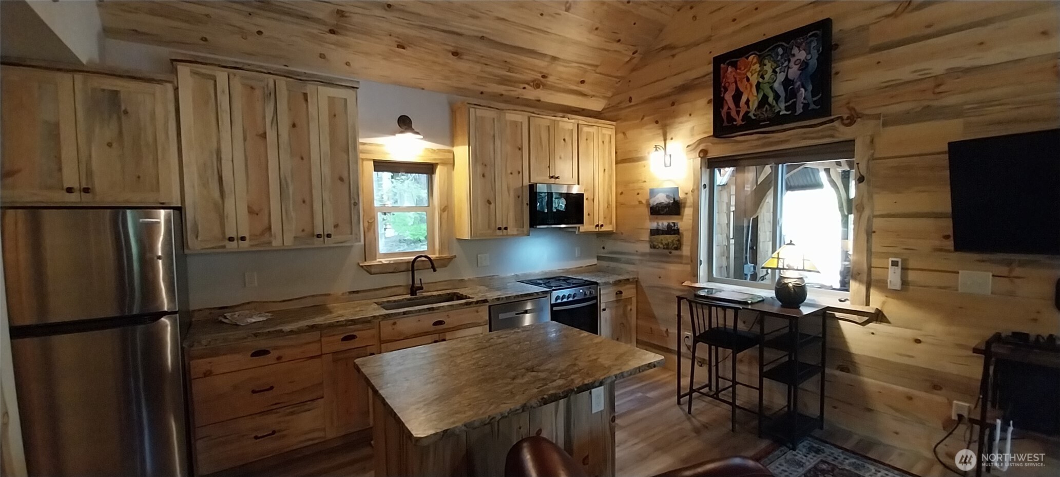 22415 Stirrup Road Property Photo 5