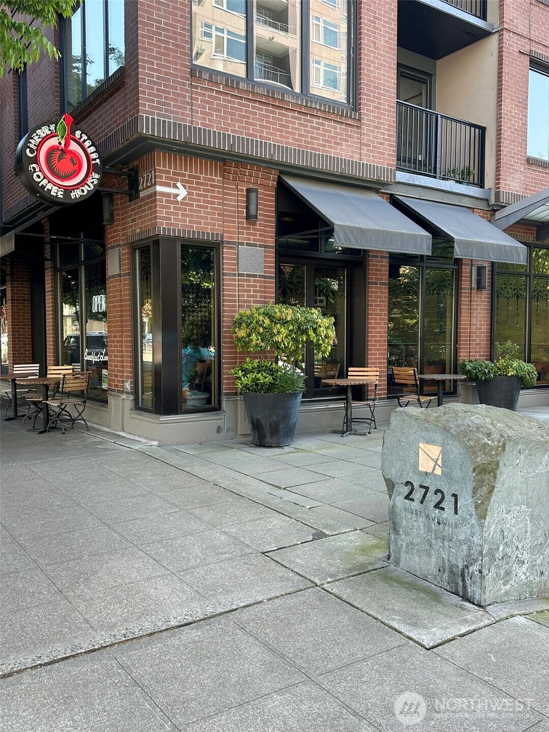 2721 1st Avenue 103 Property Photo 30