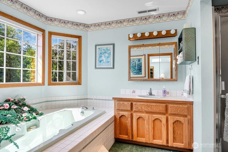 10218 125th Street Property Photo 19