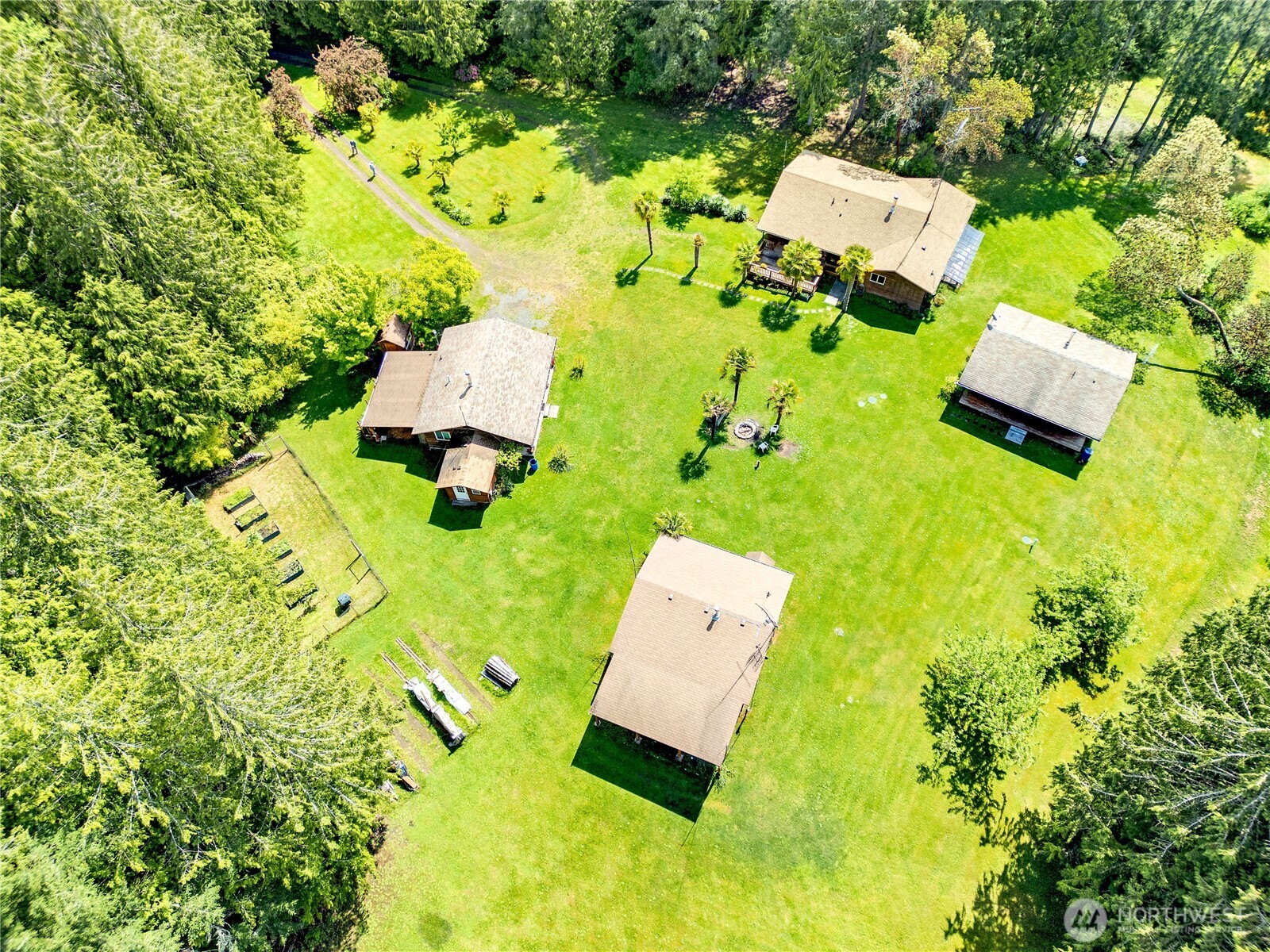 37611 Hansville Road Property Photo 7
