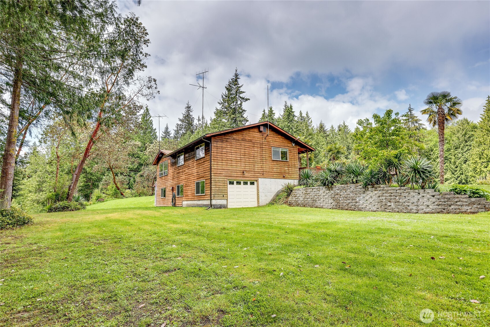 37611 Hansville Road Property Photo 11