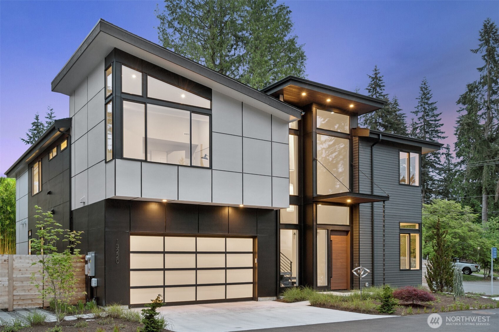 13220 Ne 70th Street Property Photo 1