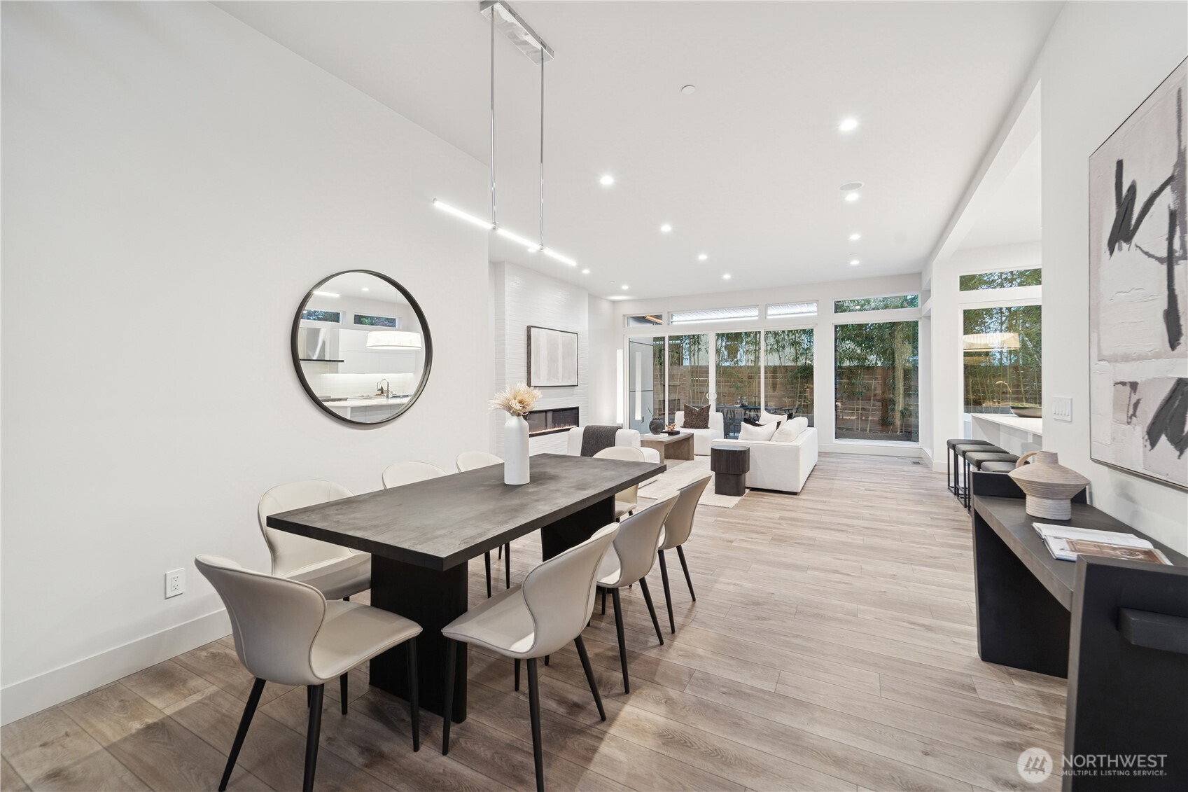 13220 Ne 70th Street Property Photo 5