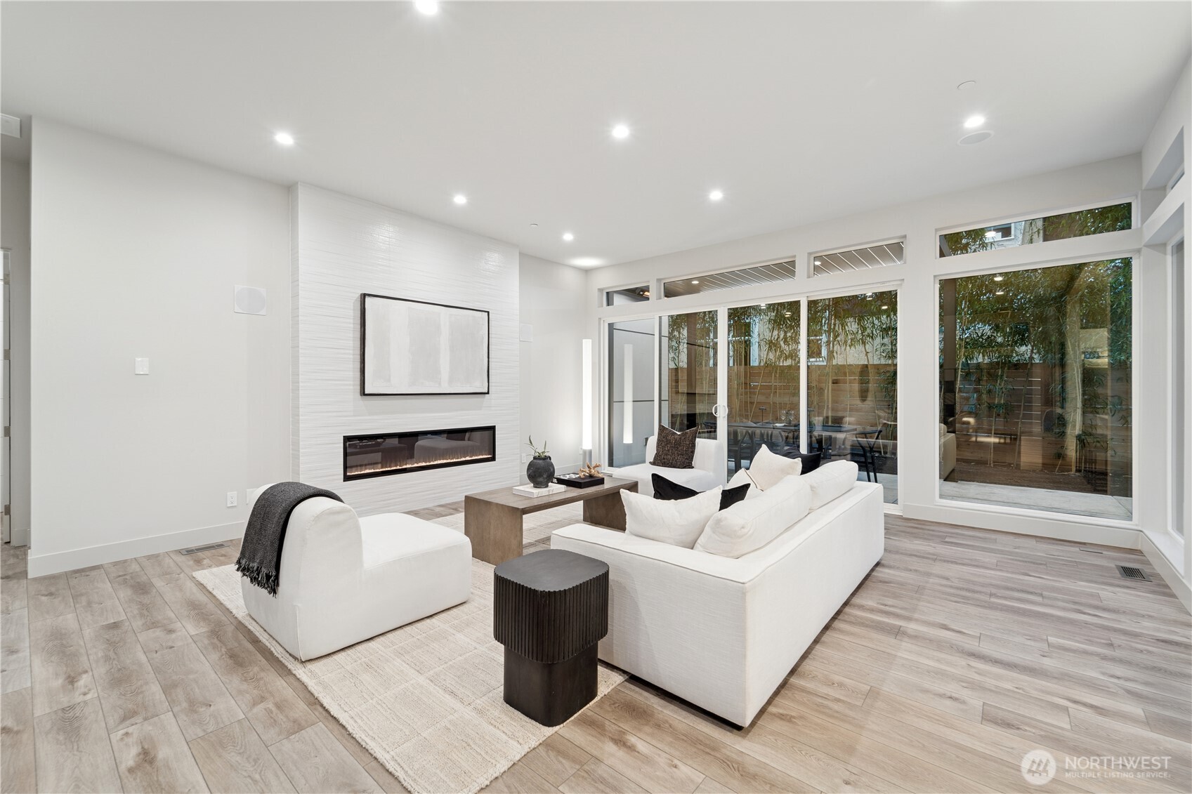 13220 Ne 70th Street Property Photo 8