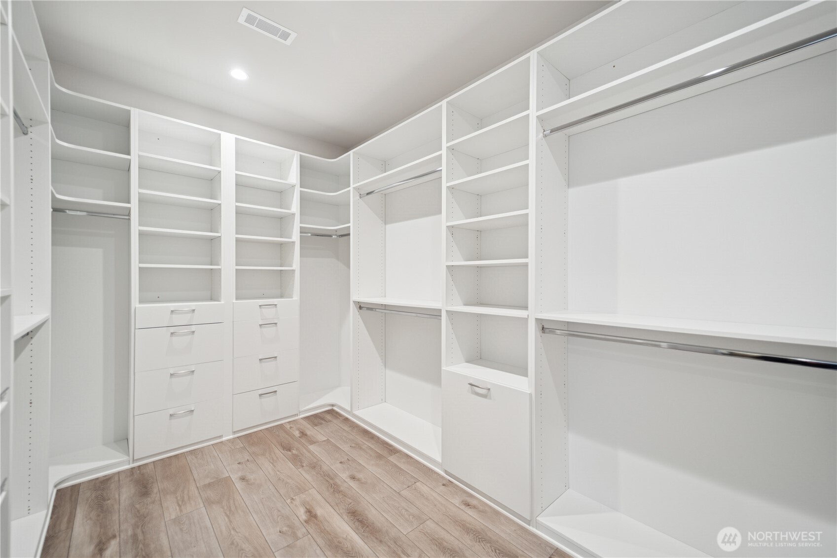 13220 Ne 70th Street Property Photo 28