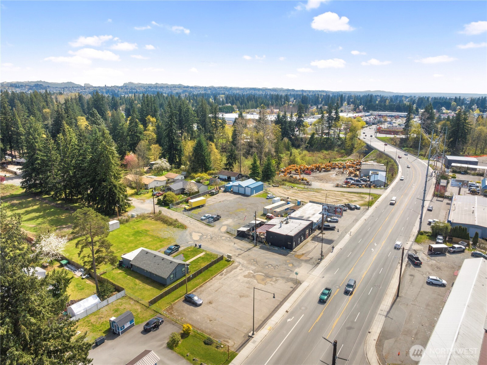 10321 State Avenue Property Photo 3