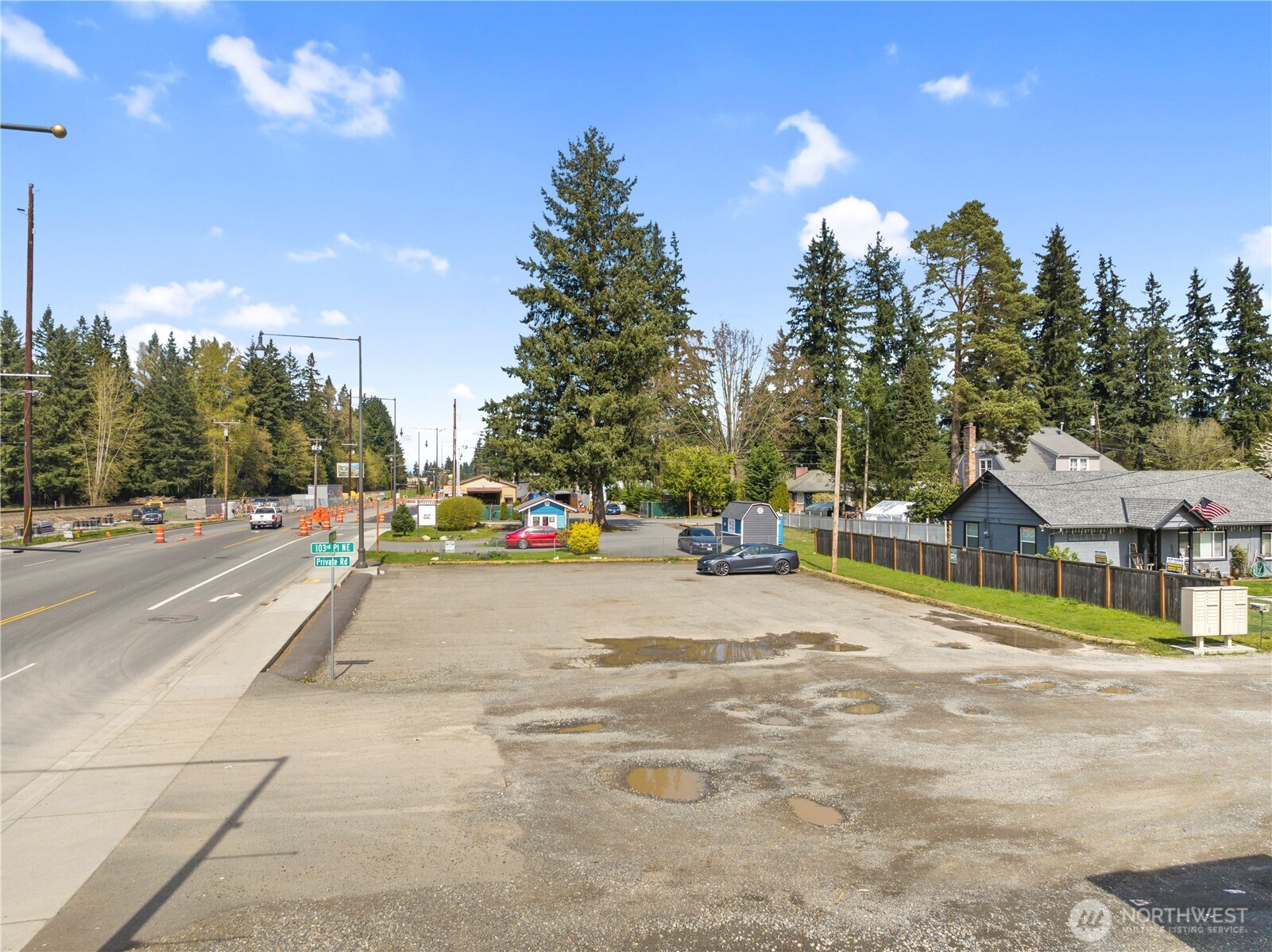 10321 State Avenue Property Photo 5