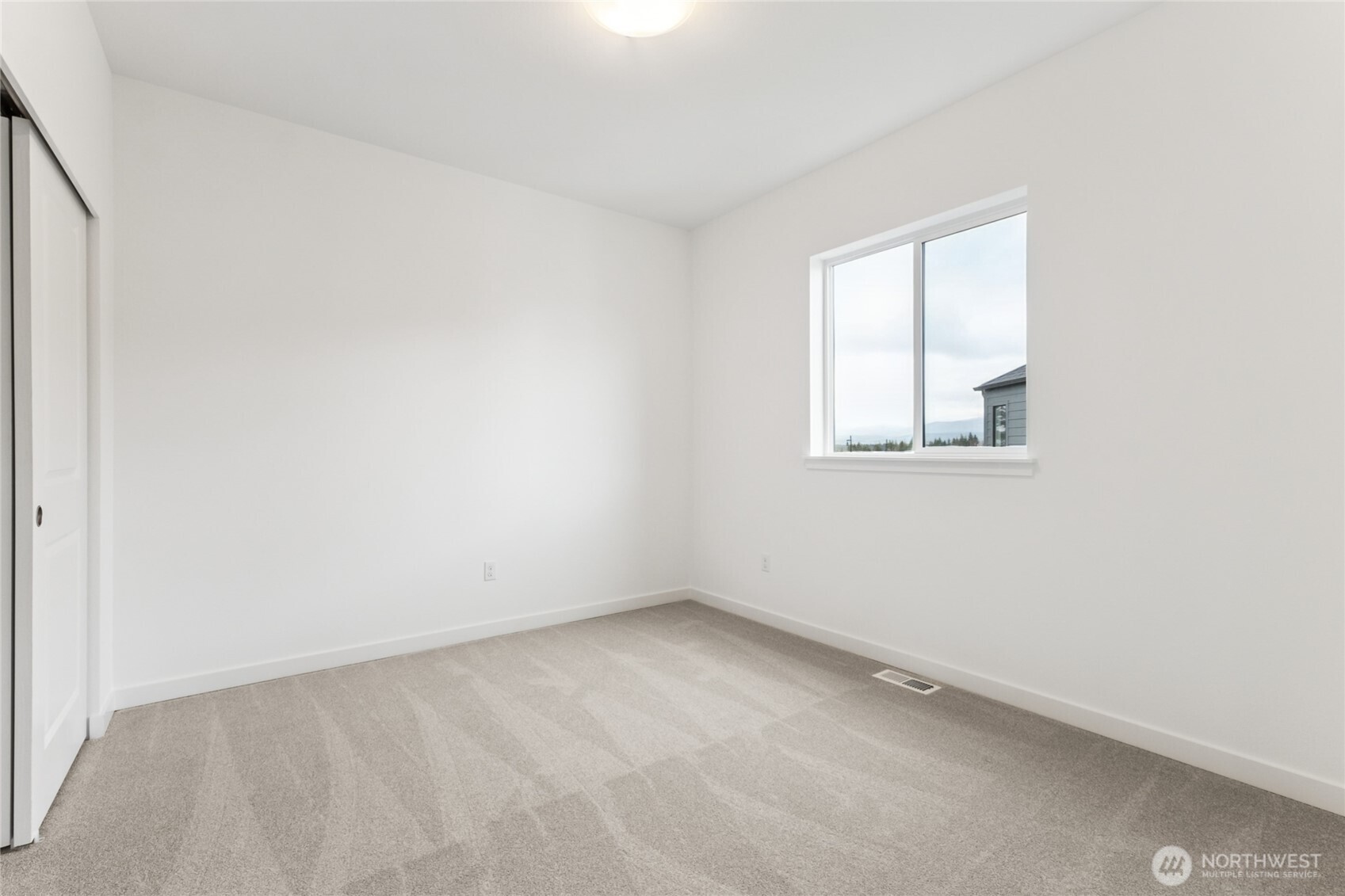 14664 203rd Avenue 12 Property Photo 20