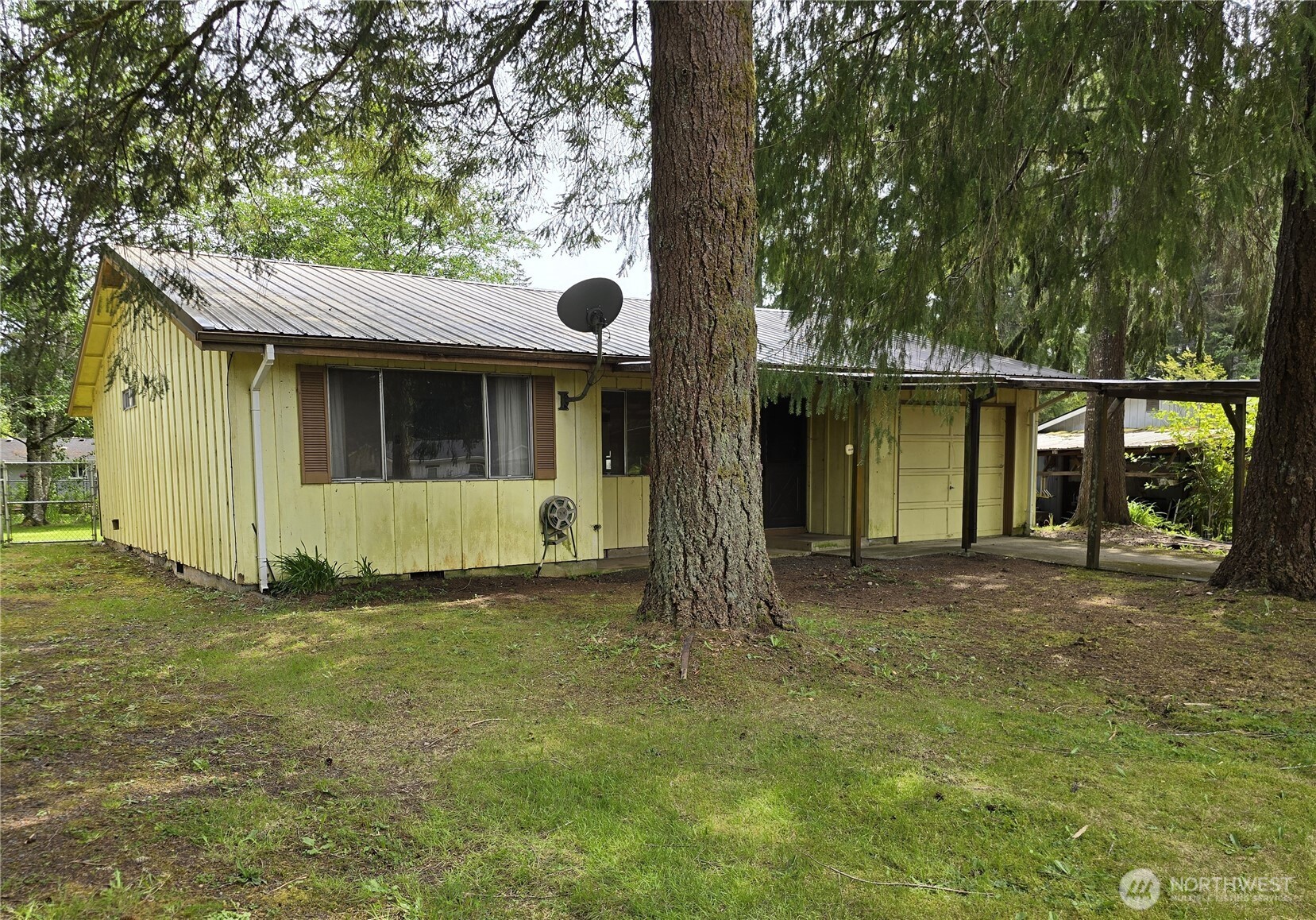 750 Robinhood Loop Property Photo 1