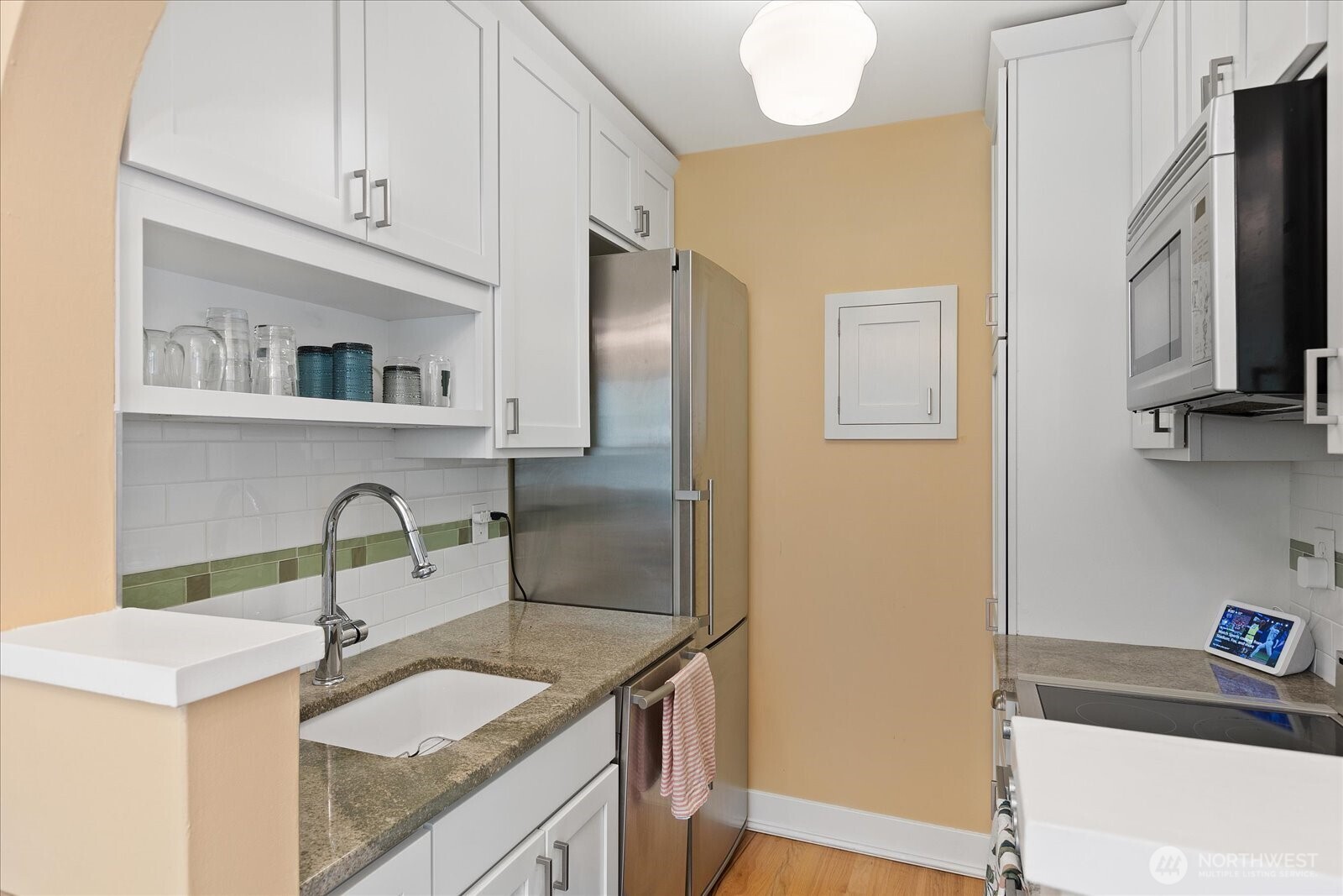 1605 E Olive Street 105 Property Photo 10