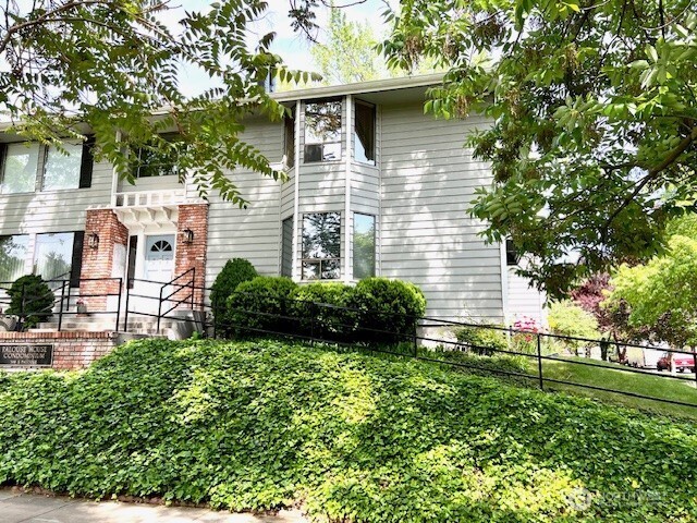 399 S Palouse Street 3 Property Photo