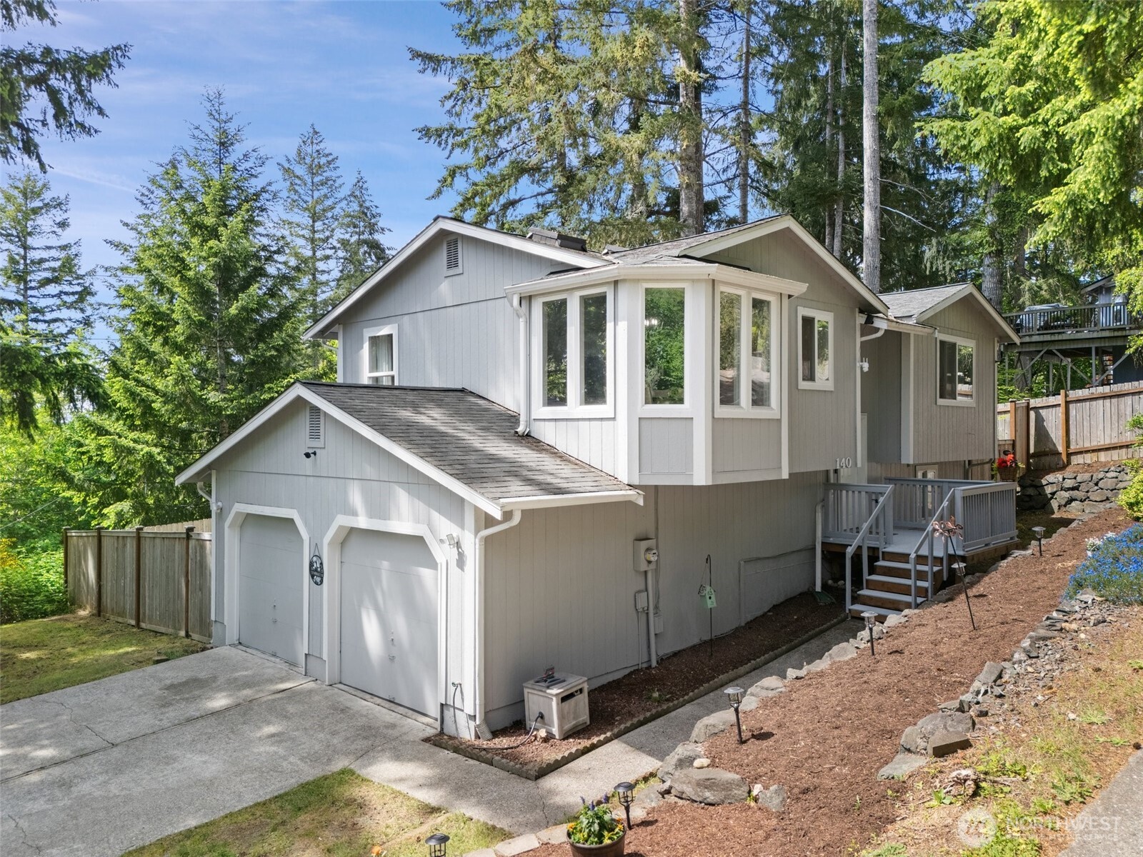 140 Ne Rainier Place Property Photo