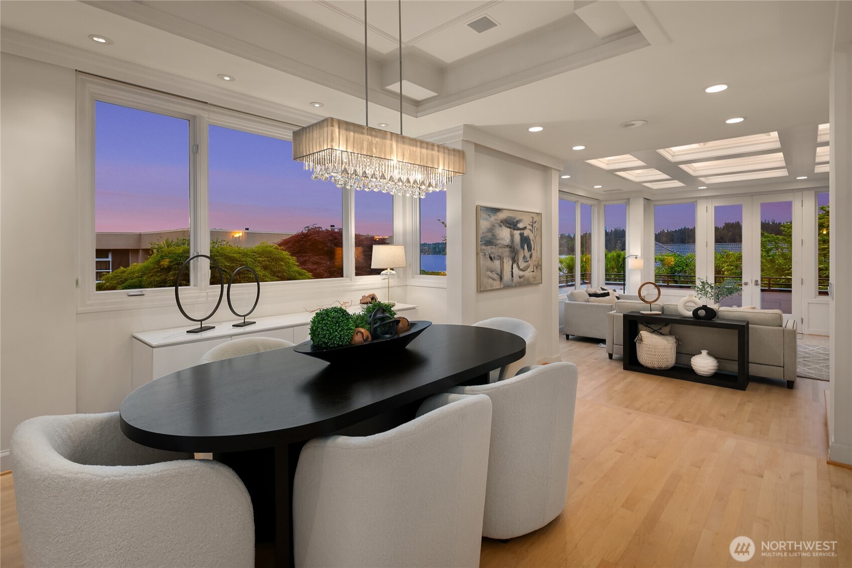 8902 N Mercer Way Property Photo 10