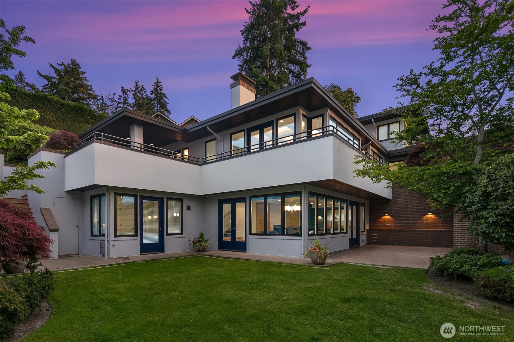 8902 N Mercer Way Property Photo 39