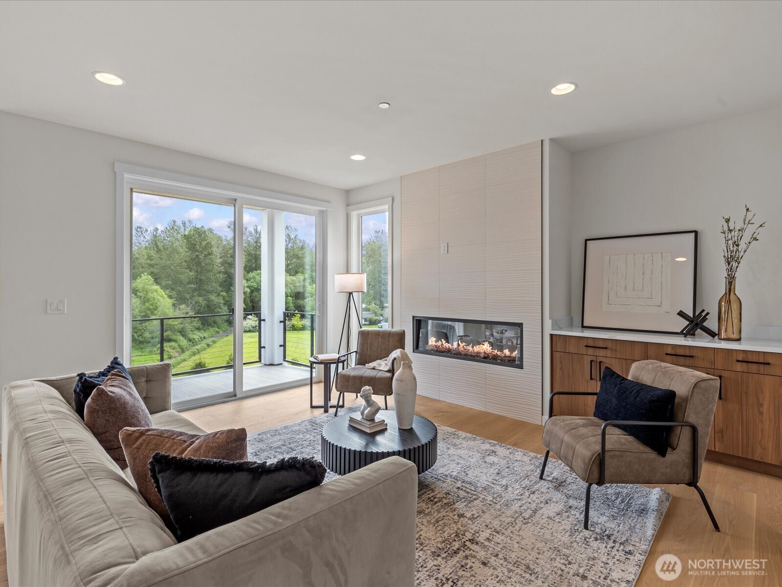 667 17th Avenue Property Photo 16