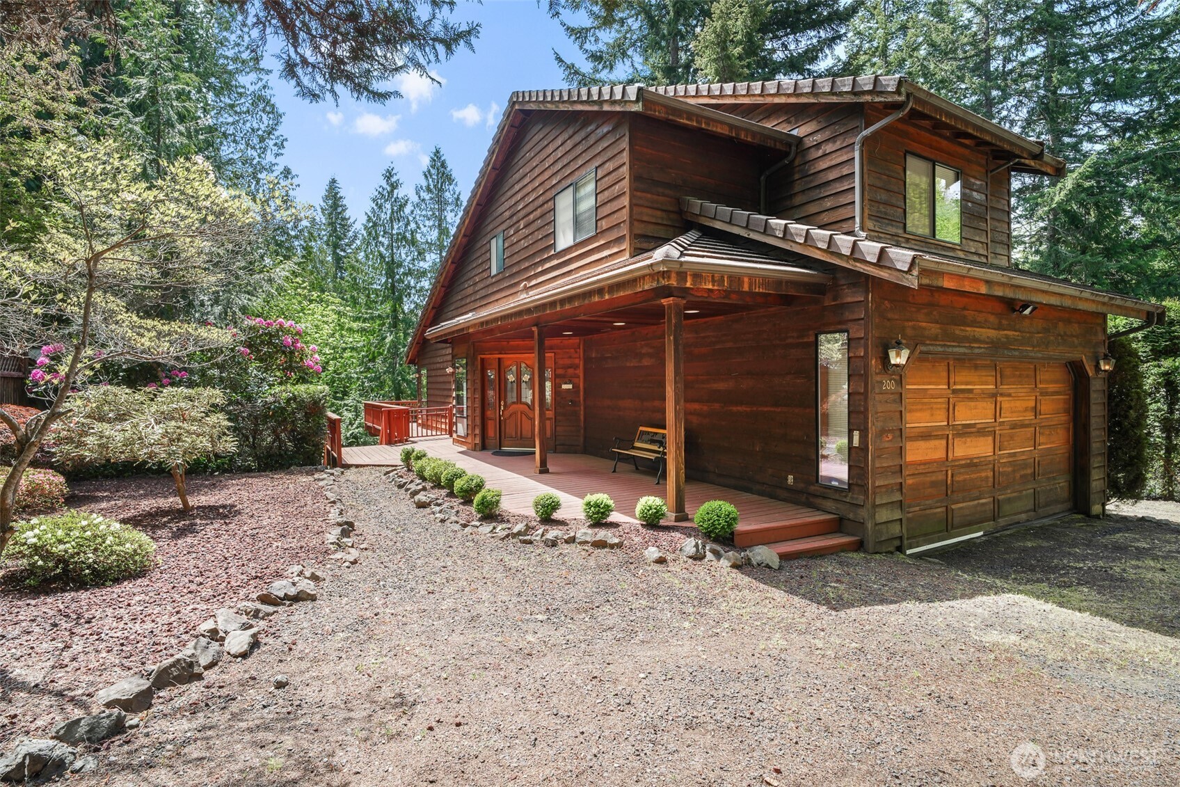 200 N Lakeshore Place Property Photo 1