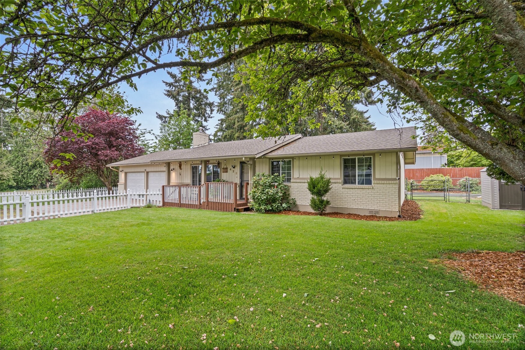 423 3rd Avenue Property Photo 3