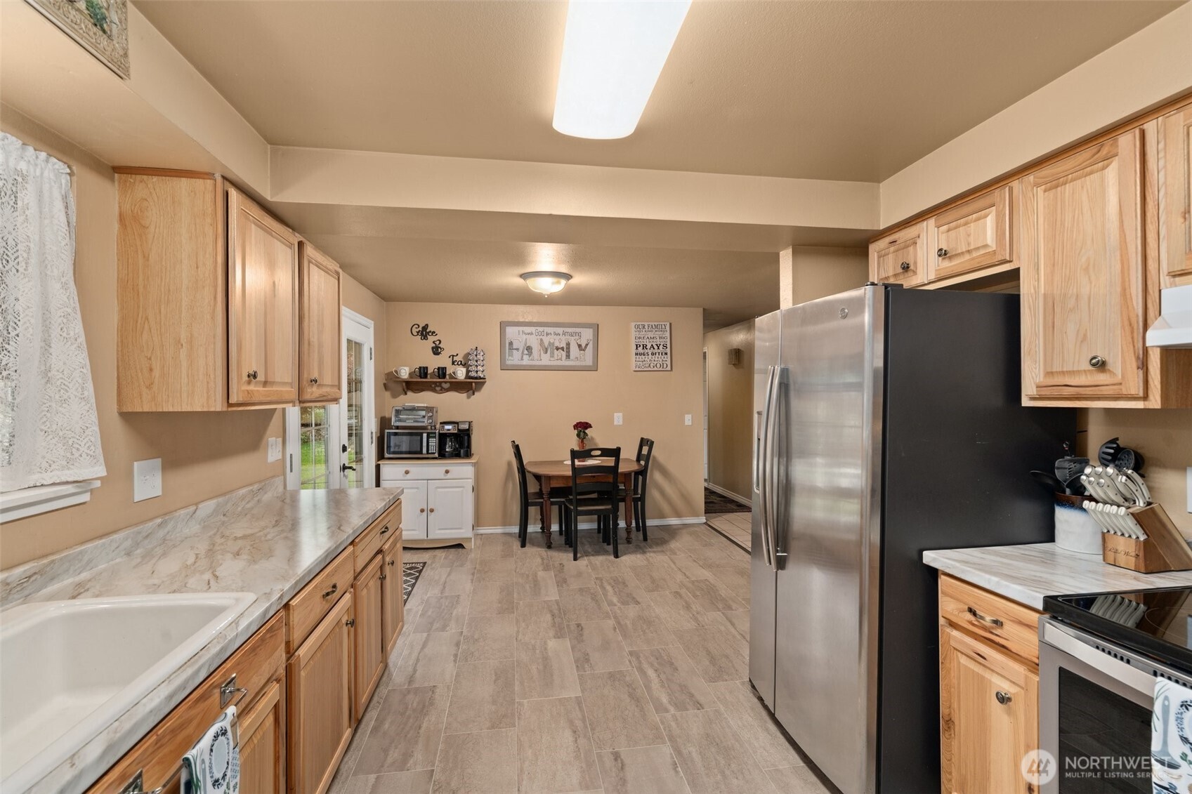 423 3rd Avenue Property Photo 9