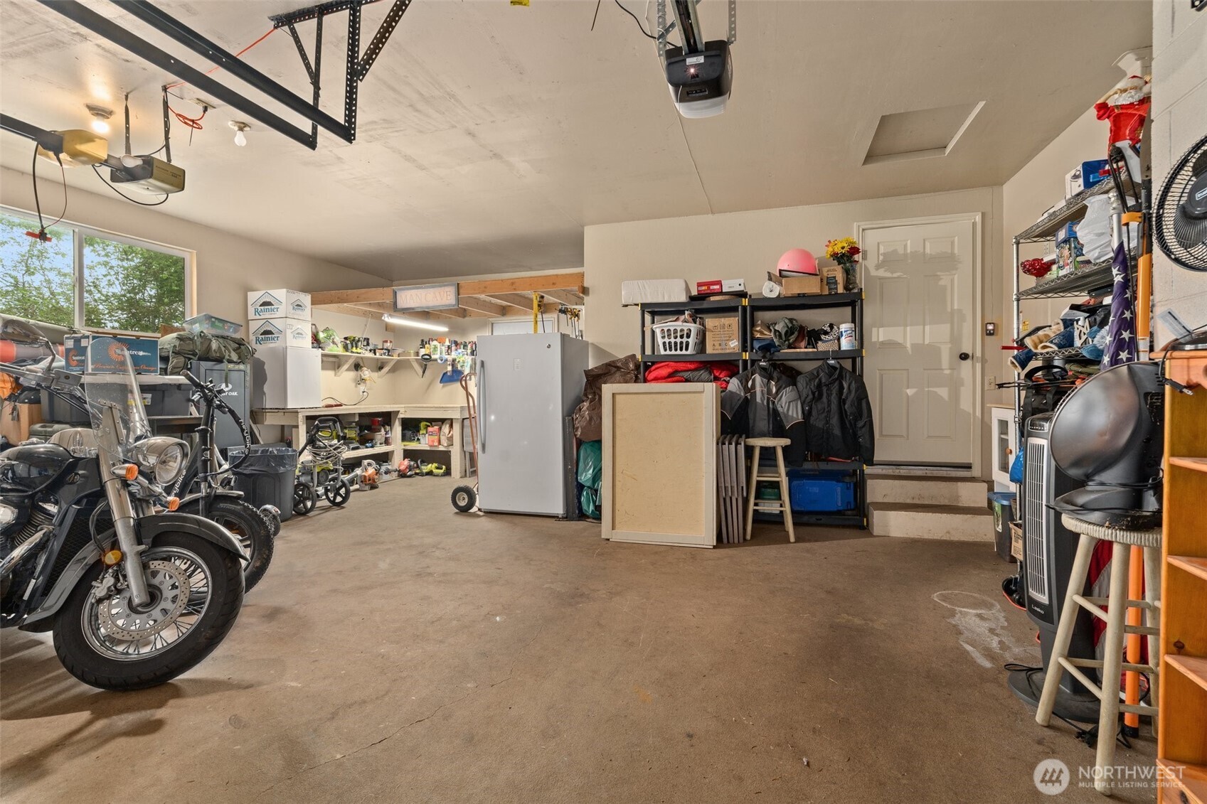 423 3rd Avenue Property Photo 18