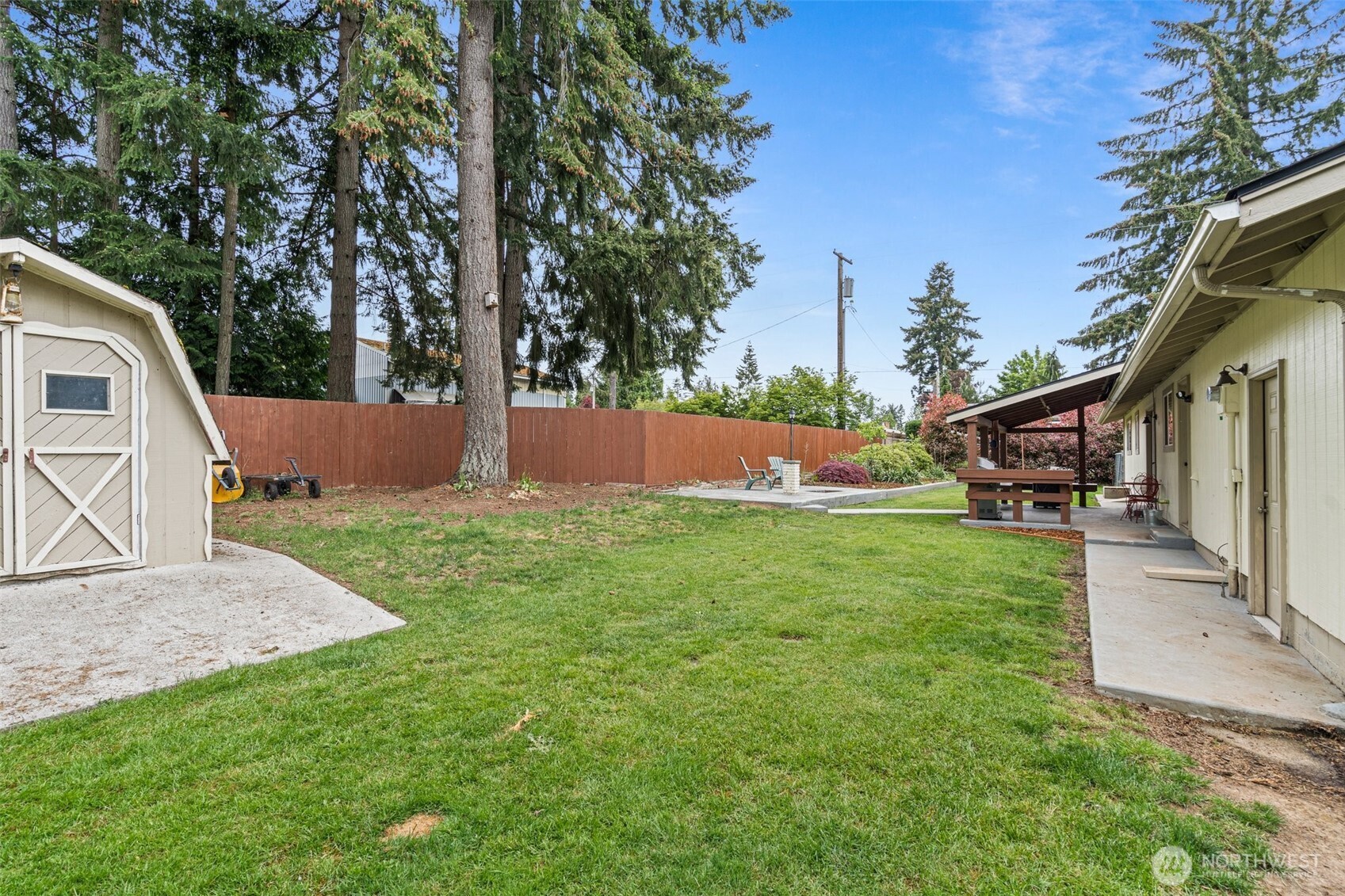 423 3rd Avenue Property Photo 20