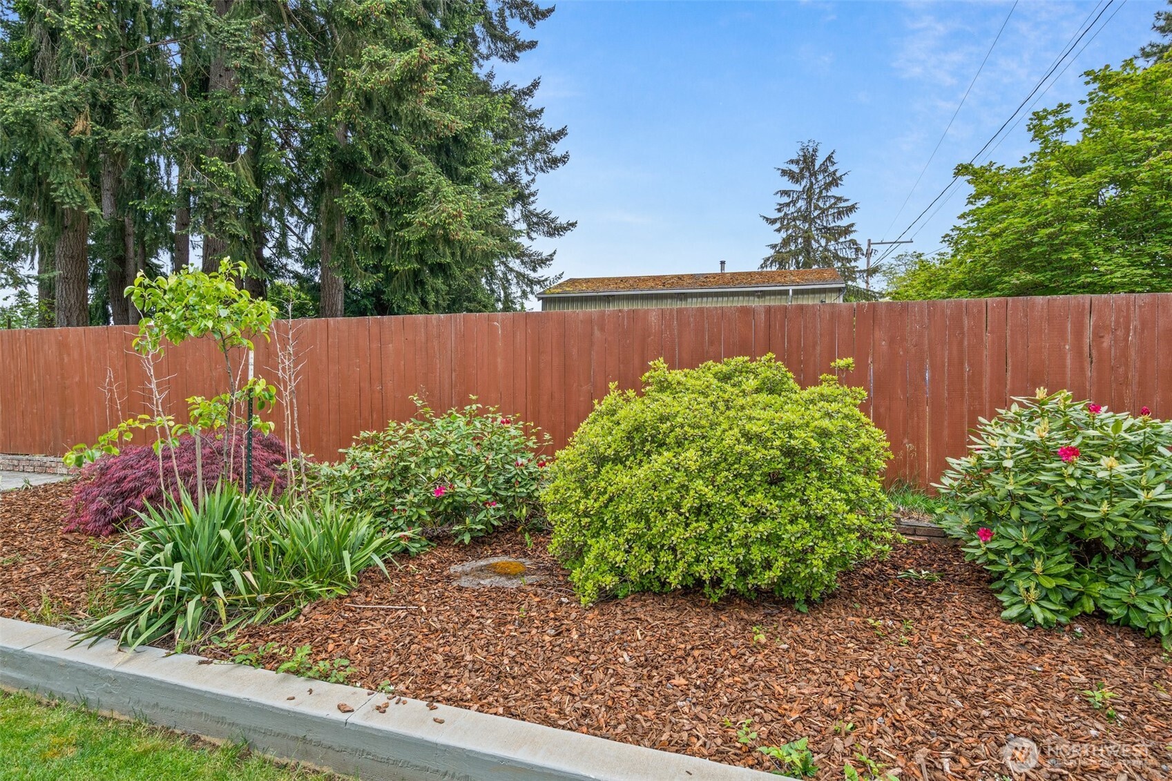 423 3rd Avenue Property Photo 27