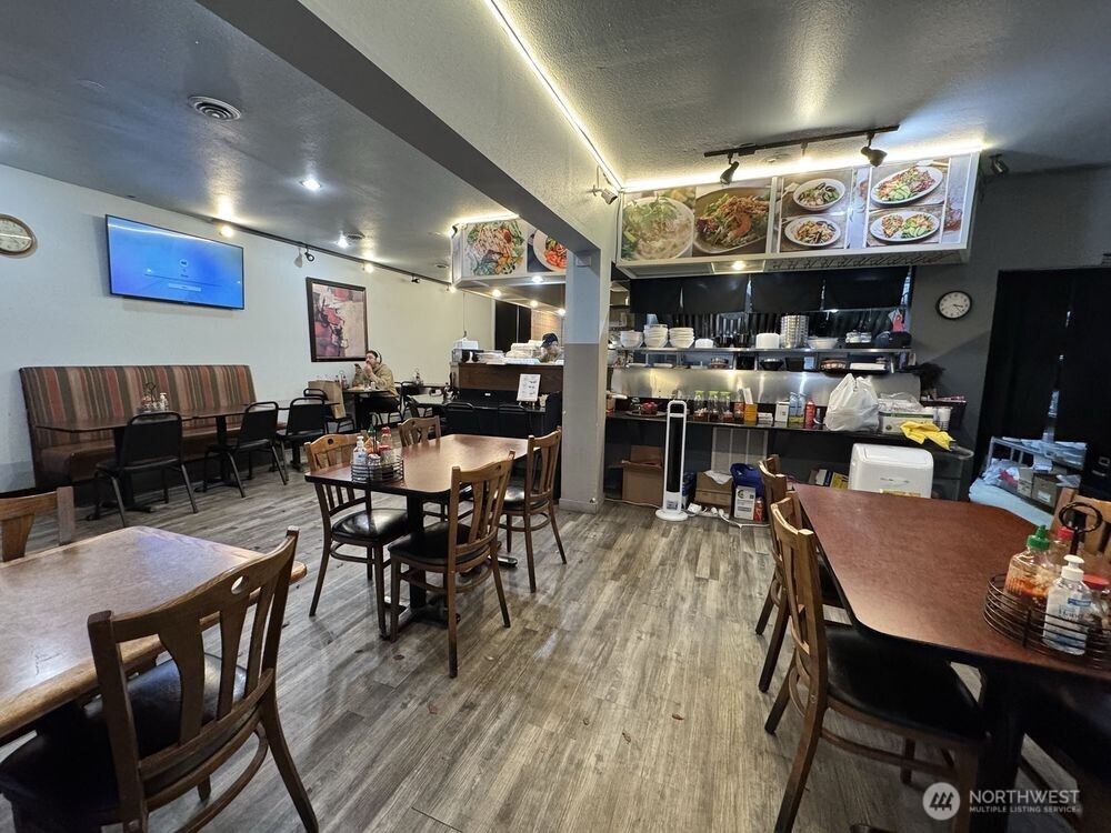 2230 3rd Avenue Property Photo 2