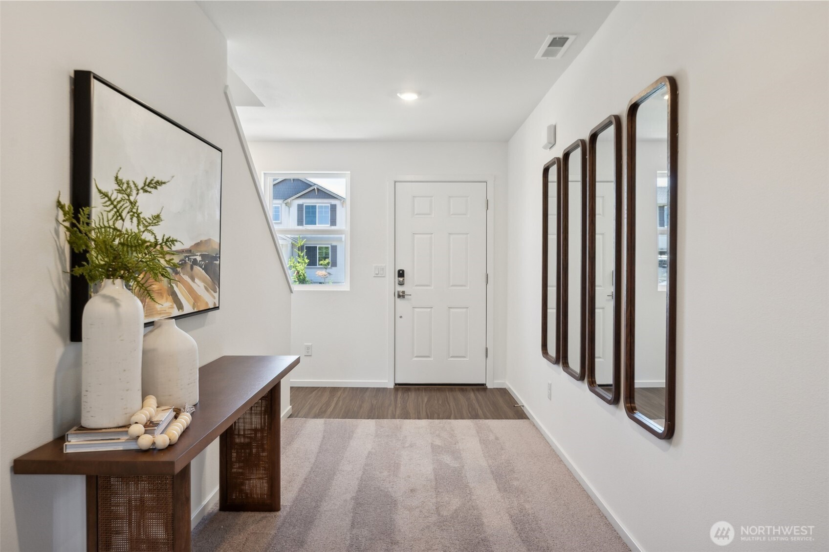 2031 Henderson Way Property Photo 5