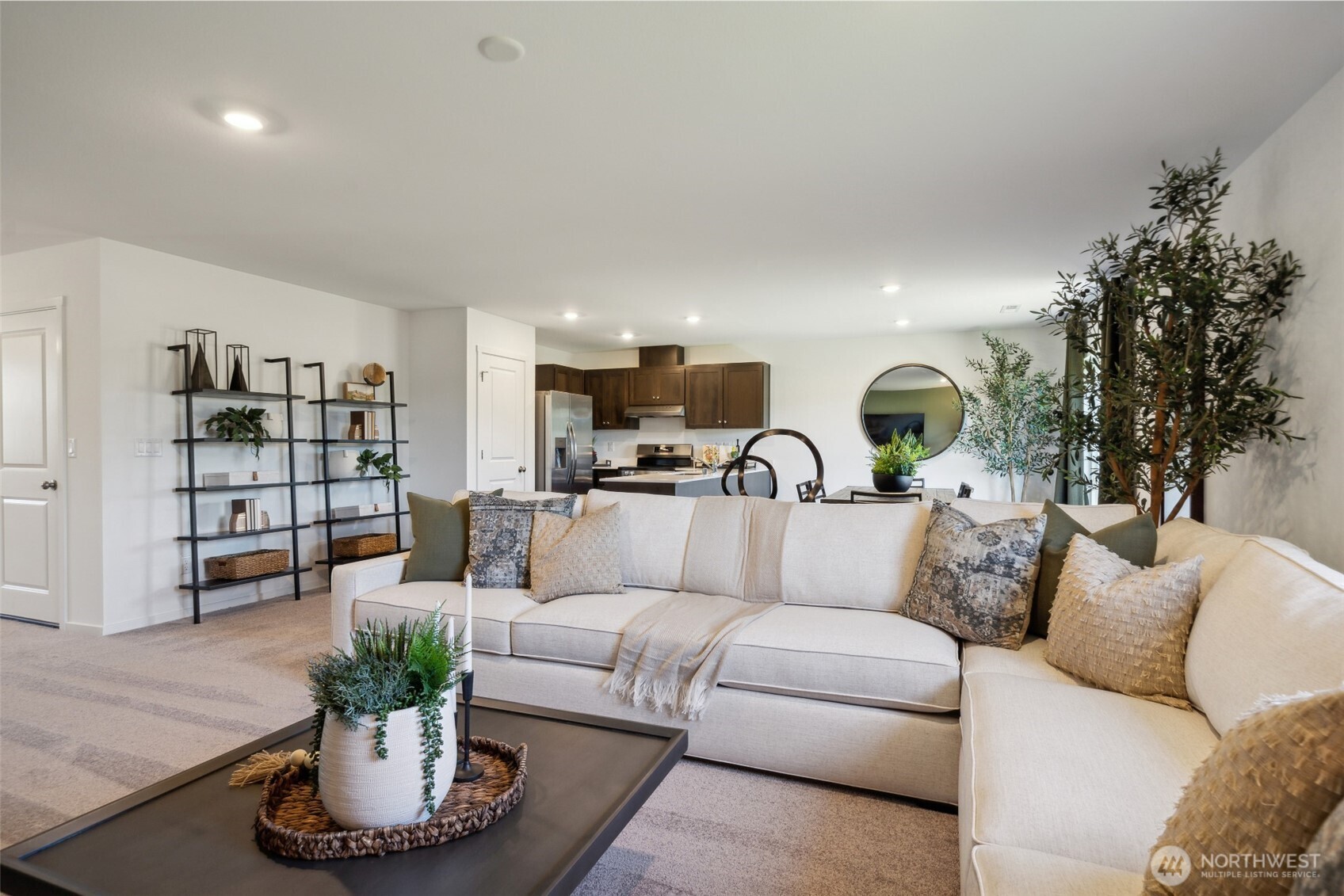 2031 Henderson Way Property Photo 13