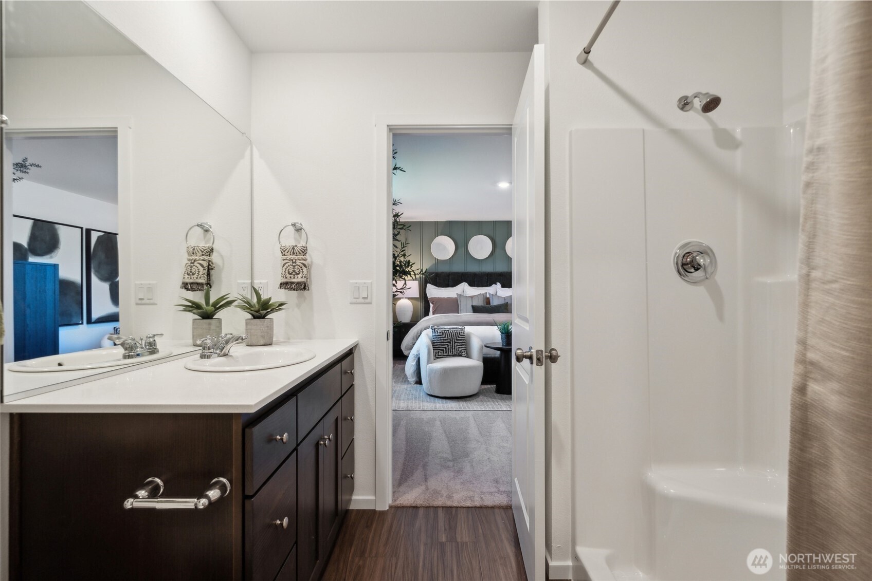 2031 Henderson Way Property Photo 17