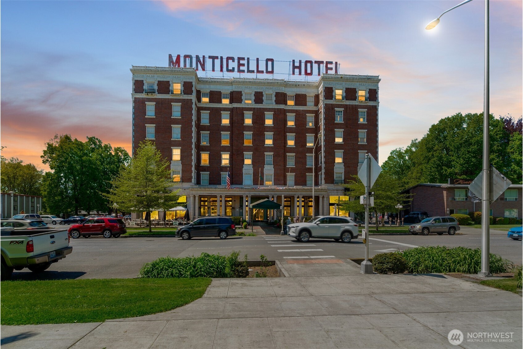 2031 Henderson Way Property Photo 29