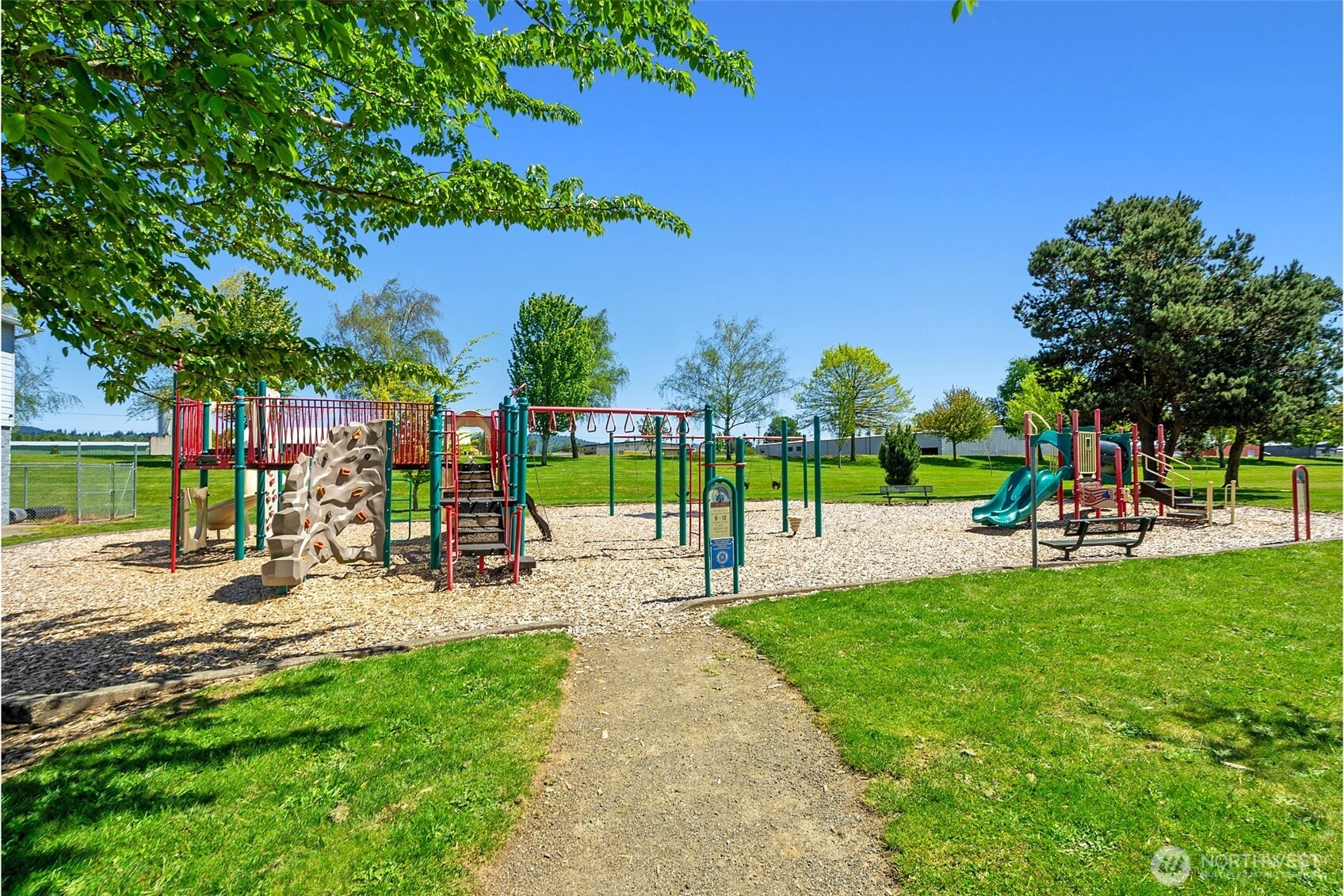 2031 Henderson Way Property Photo 37