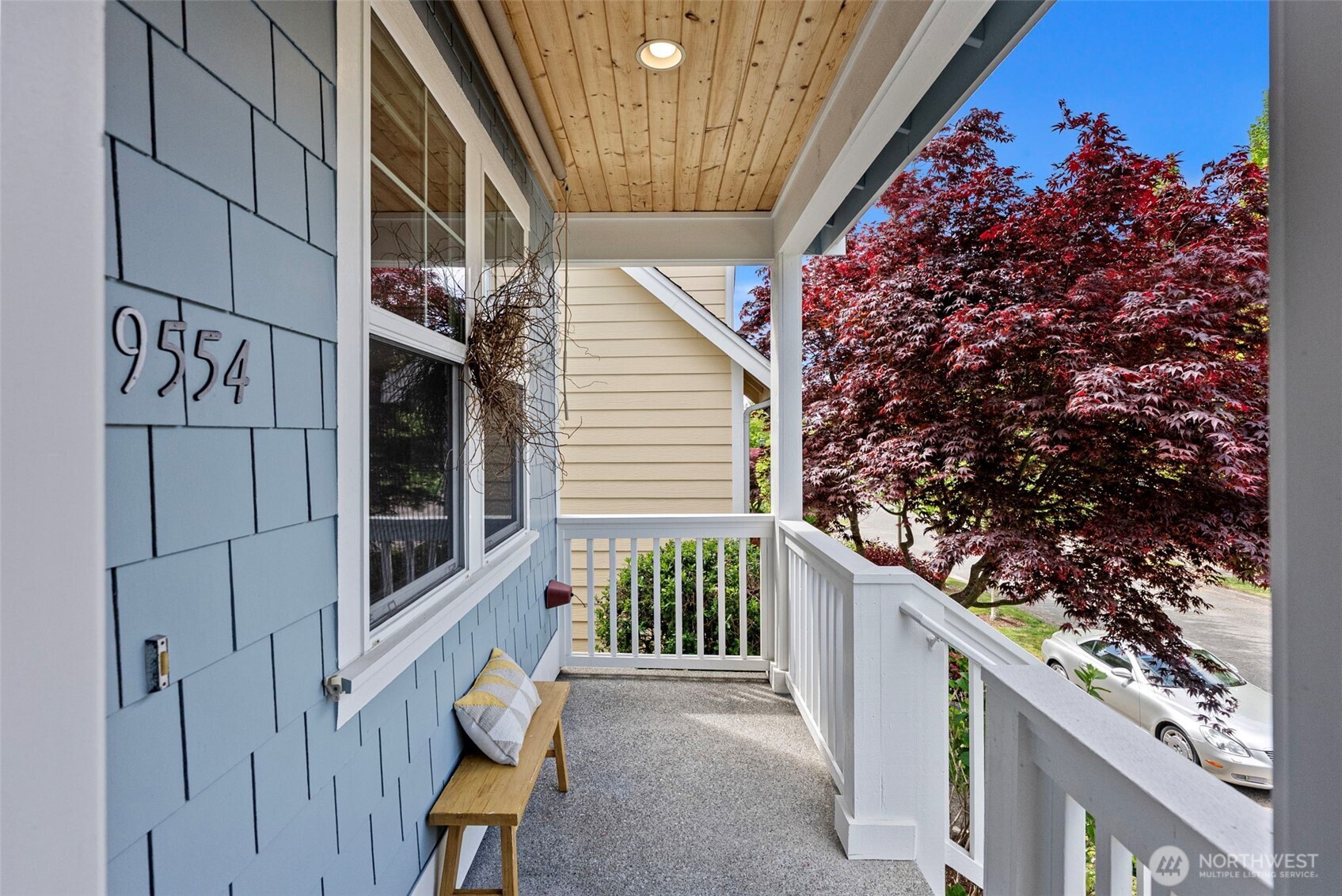 19554 Jensen Way Property Photo 1