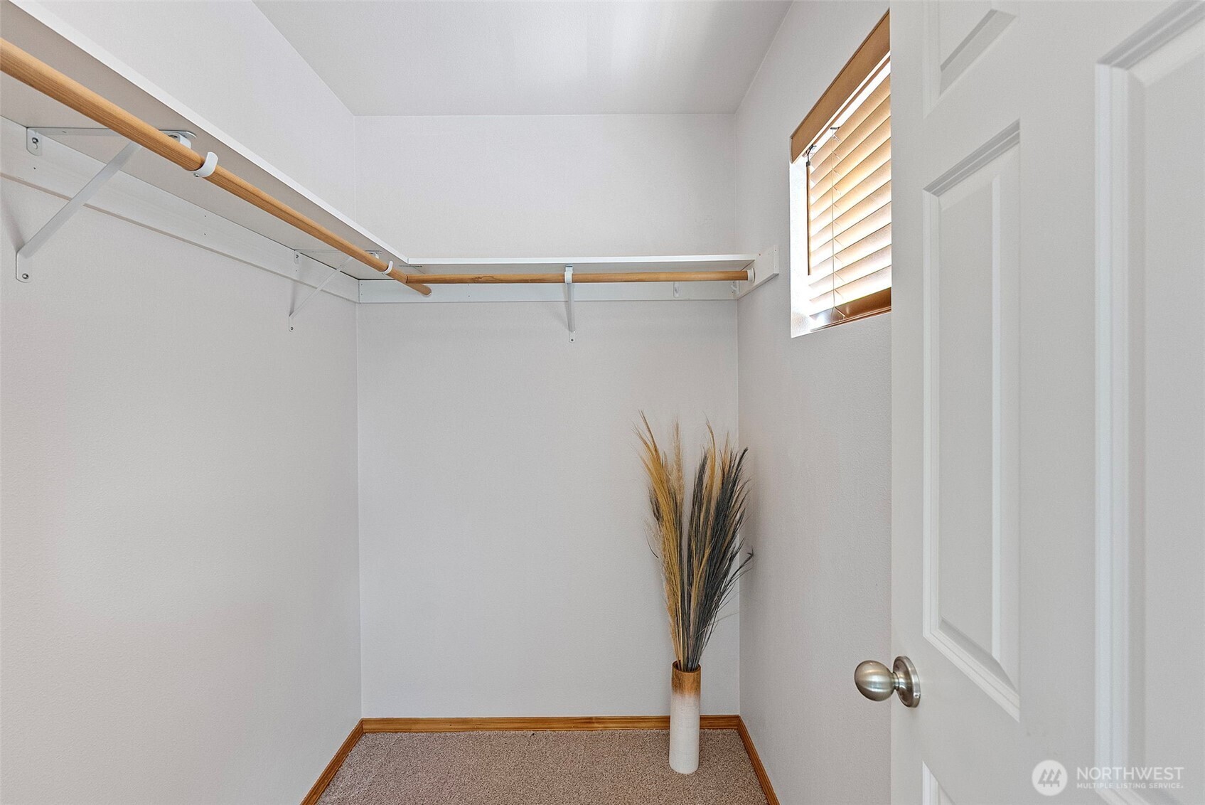 19554 Jensen Way Property Photo 22