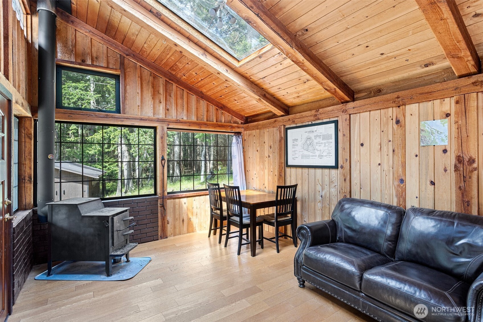 35 N Airport Way Property Photo 8