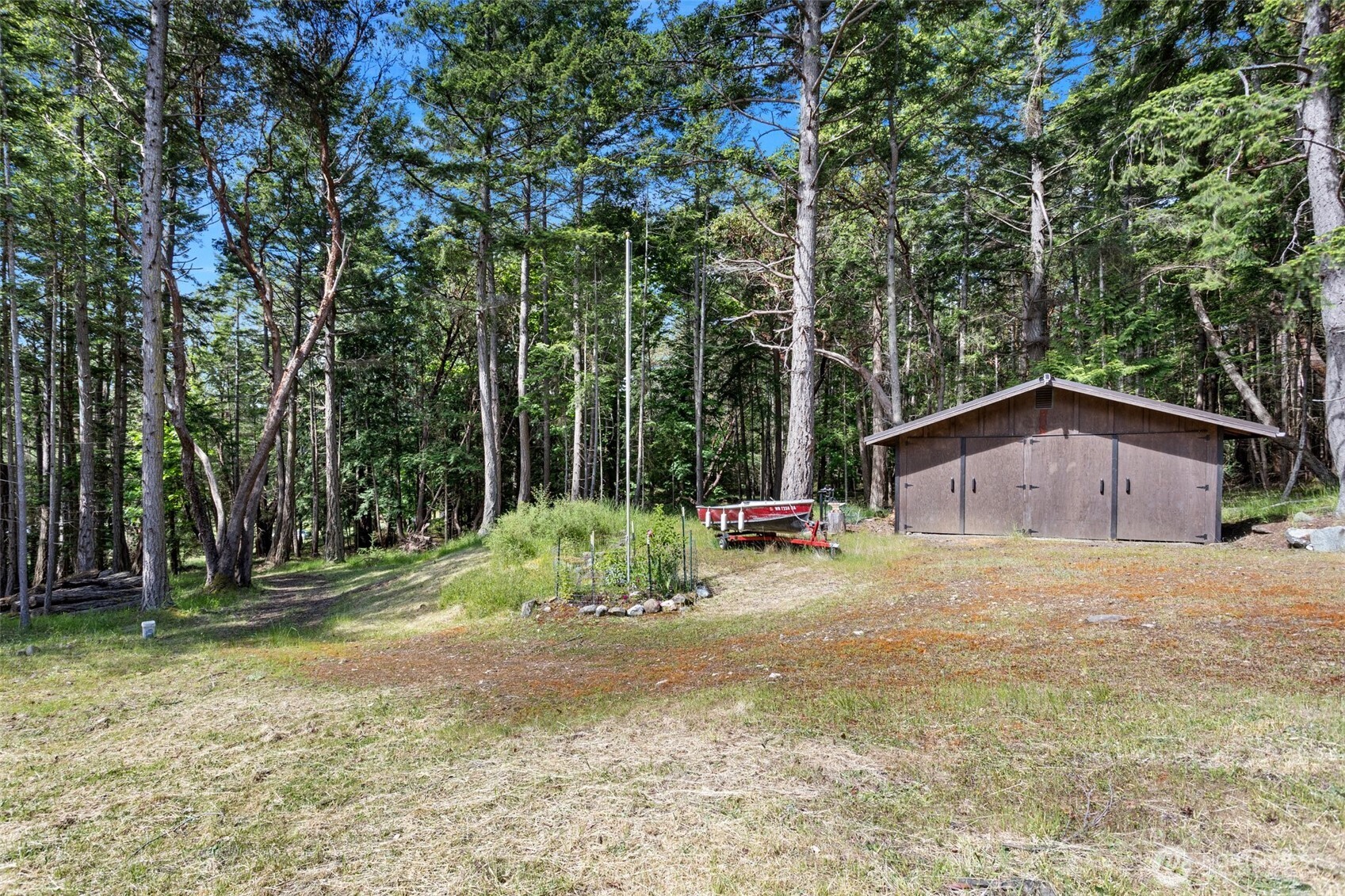 35 N Airport Way Property Photo 32