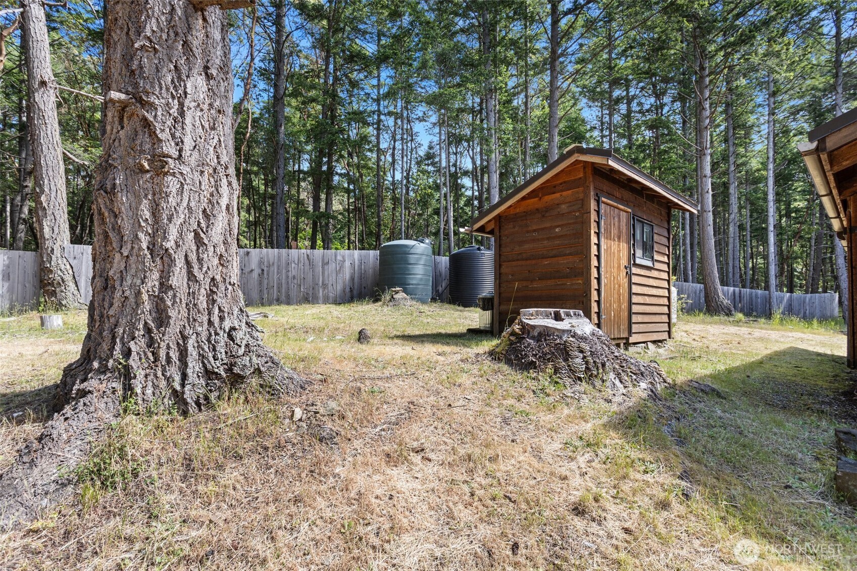 35 N Airport Way Property Photo 37